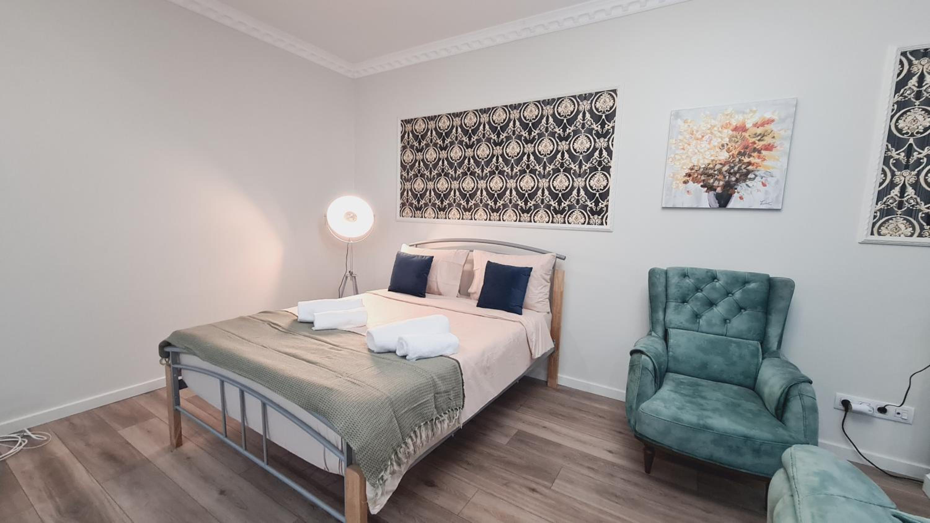 Two-Bedroom Apartment - Photo 10