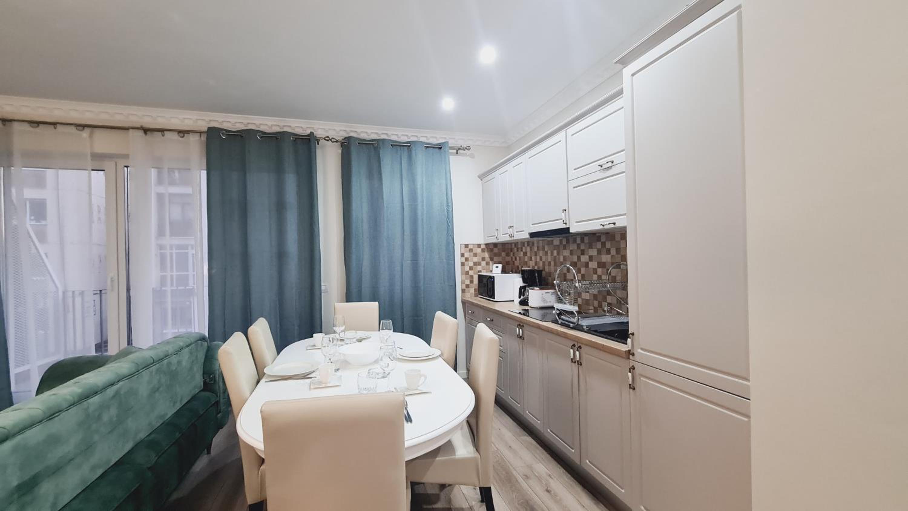 Two-Bedroom Apartment - Photo 11