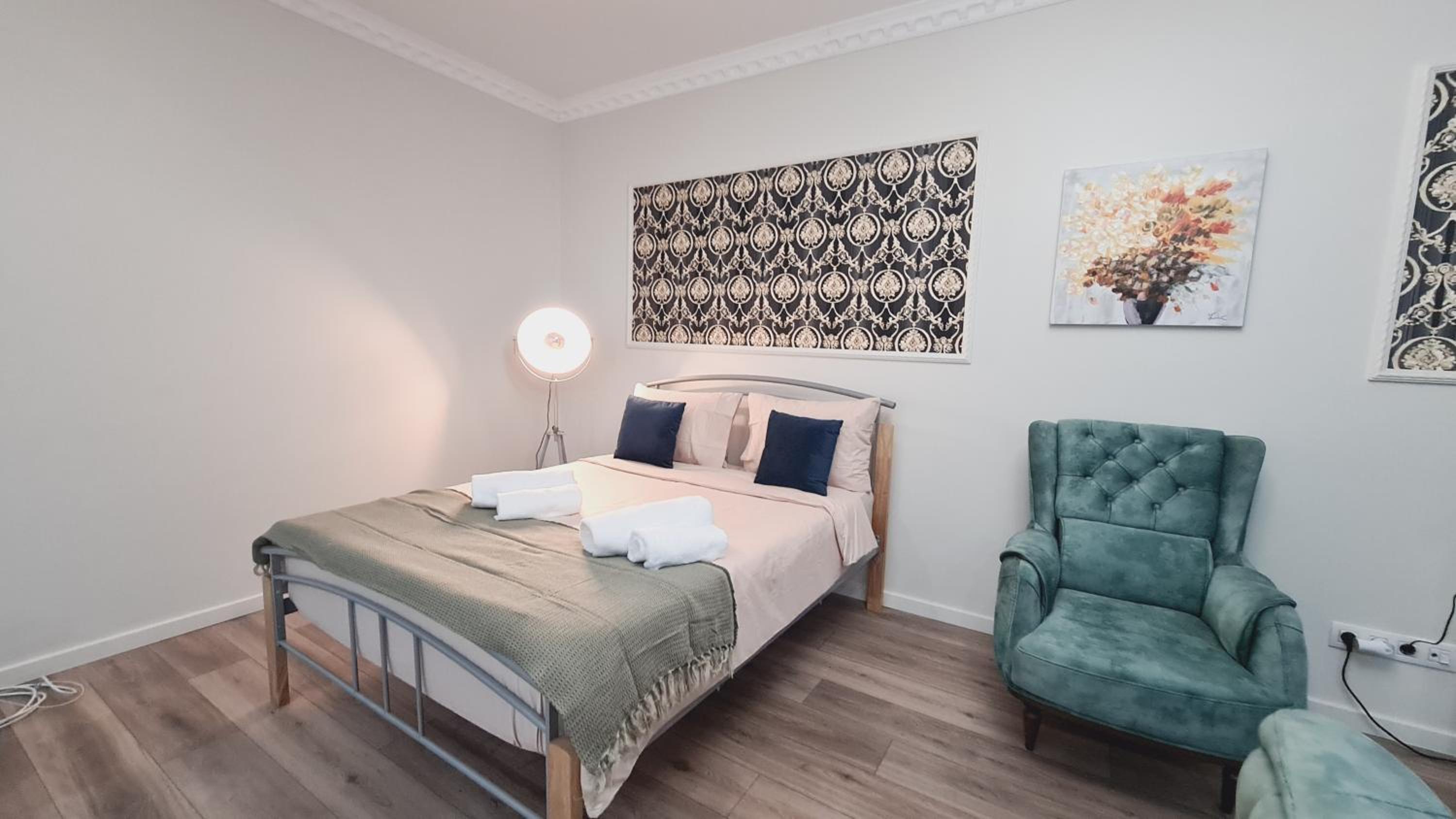 Two-Bedroom Apartment - Photo 22