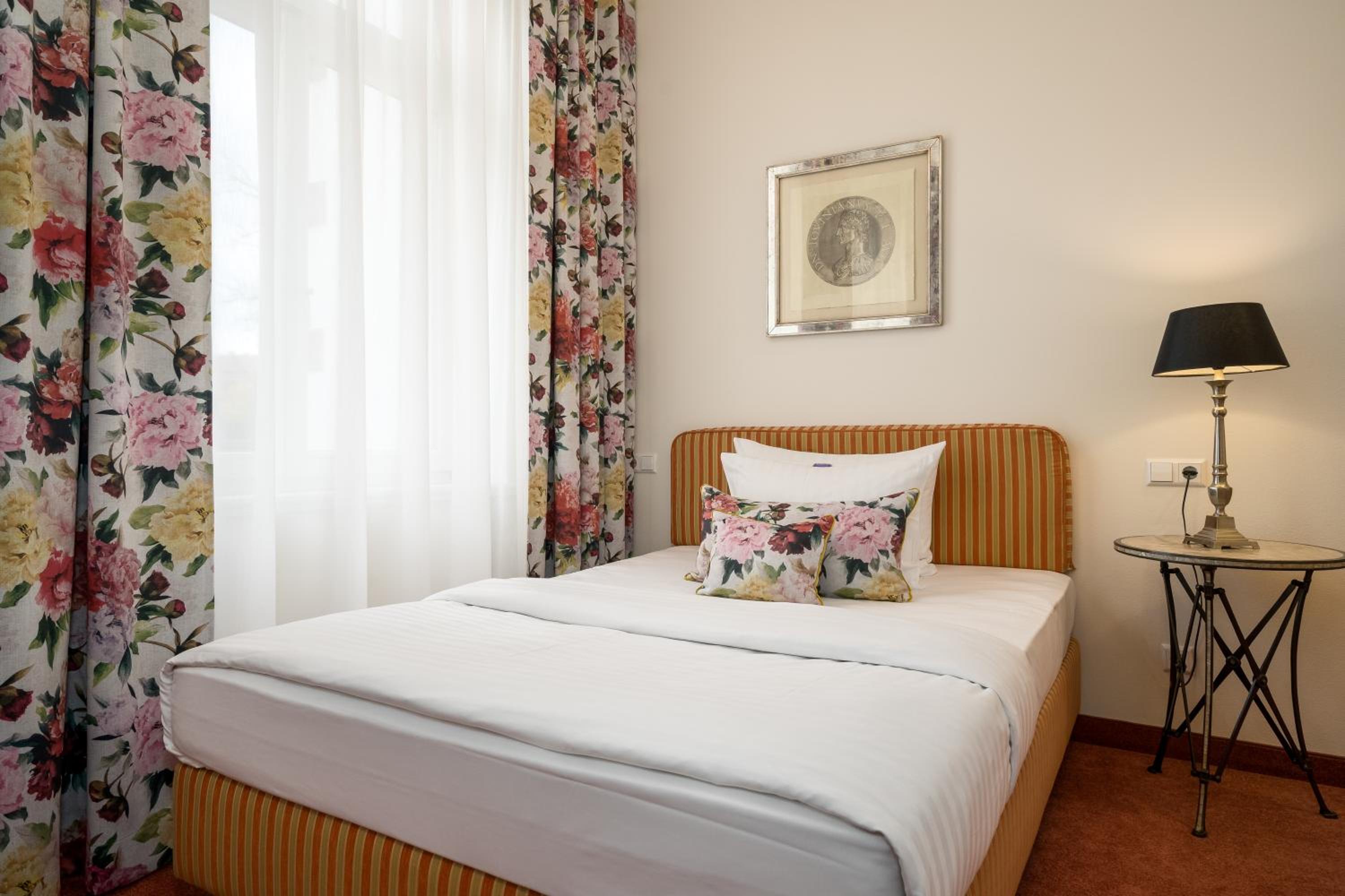 Deluxe Single Room photo 2