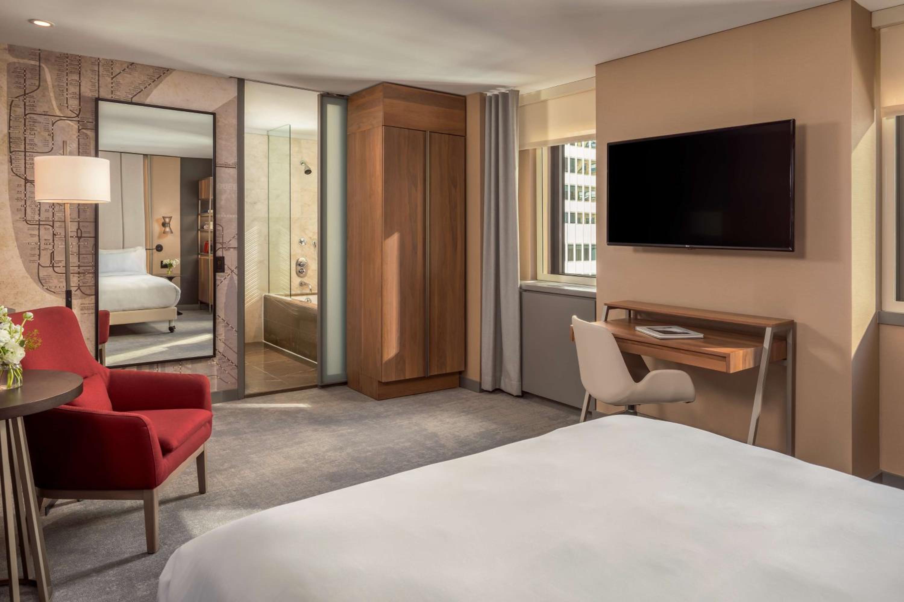 Premium King Room