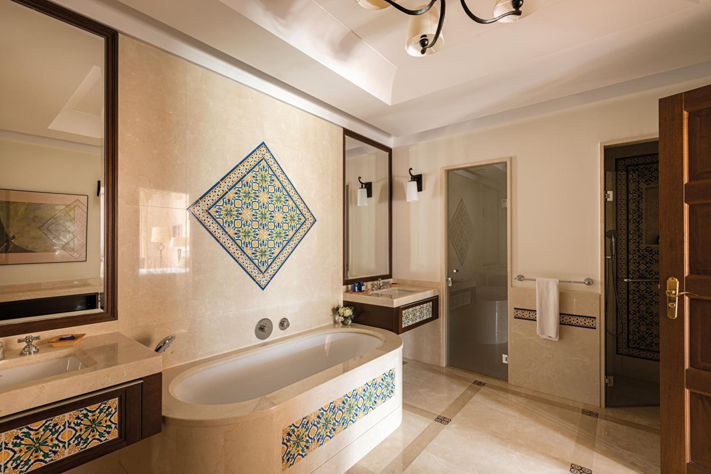 Exclusive Suite photo 2