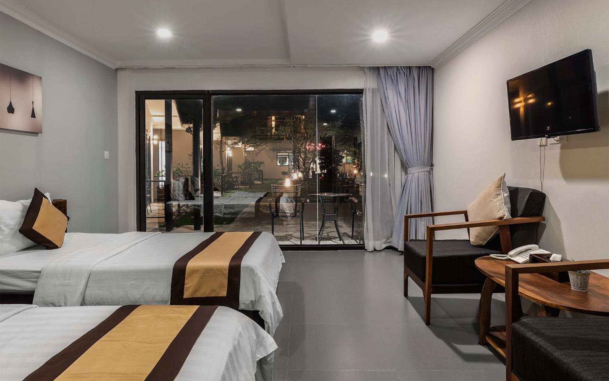 Deluxe Twin Room