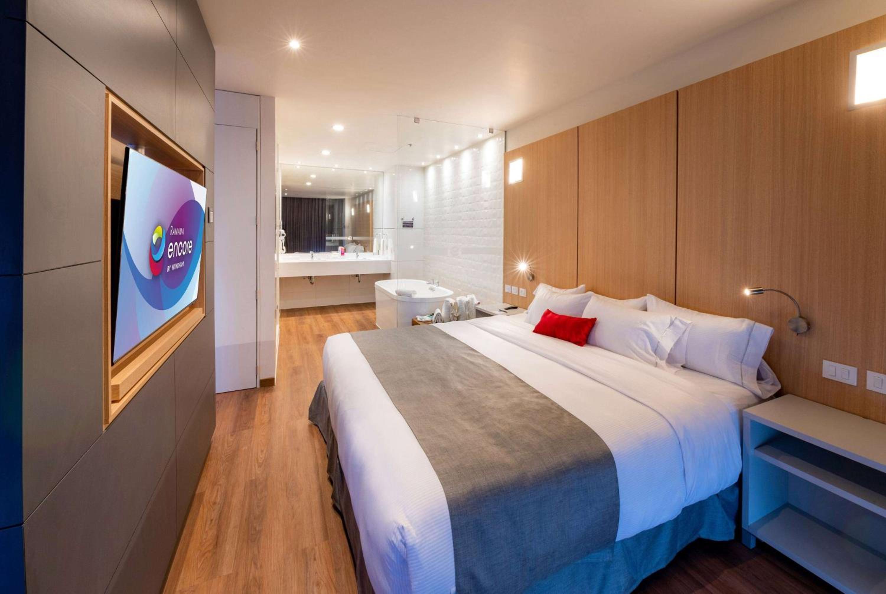 Relax King Suite -  Non-Smoking - Photo 1