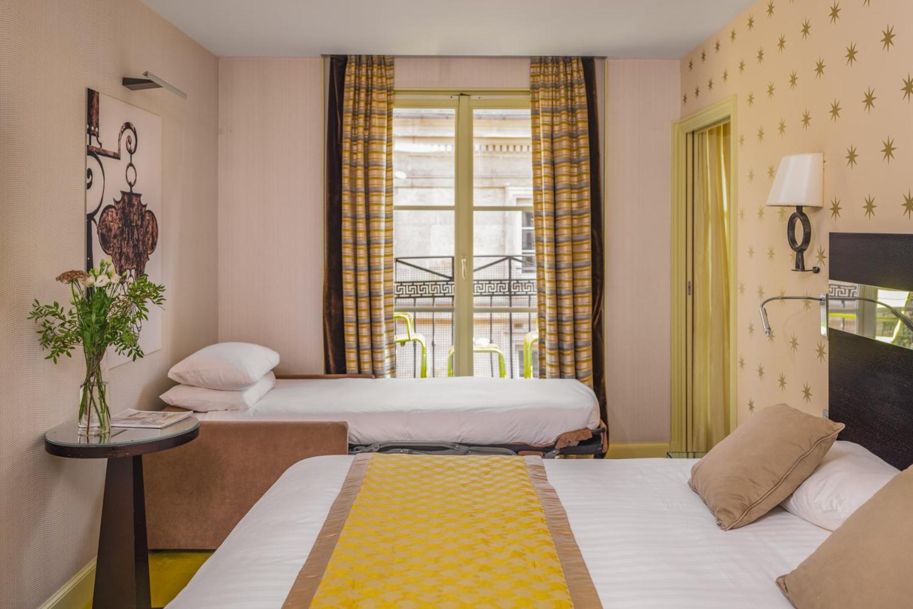 Triple Room