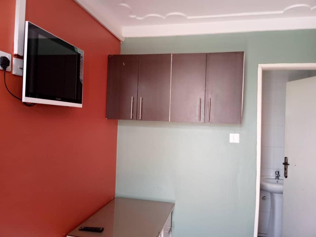 Standard Double Room with Fan photo 2