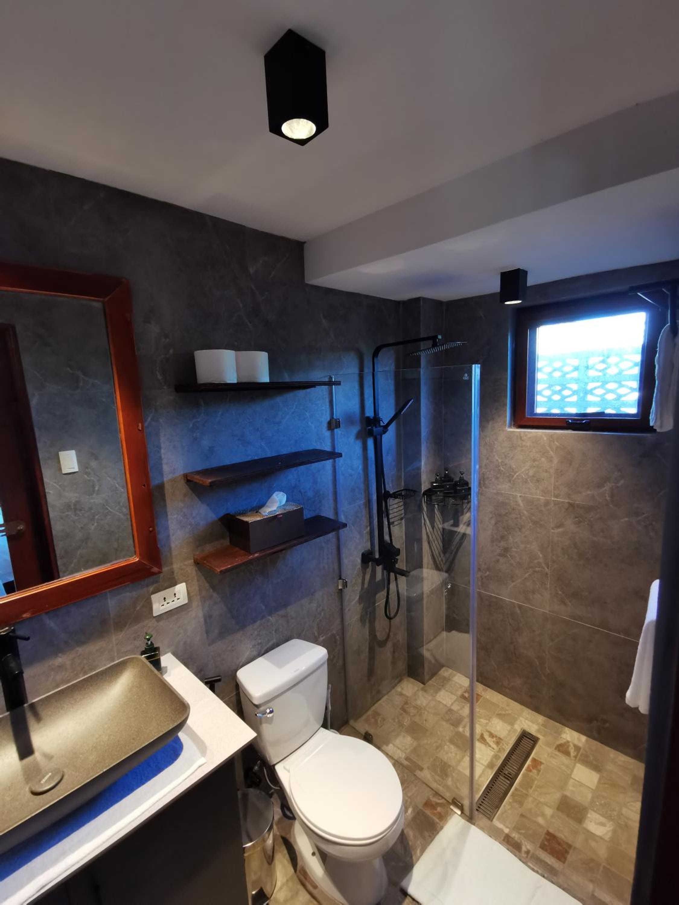 Superior Queen Room - Photo 11