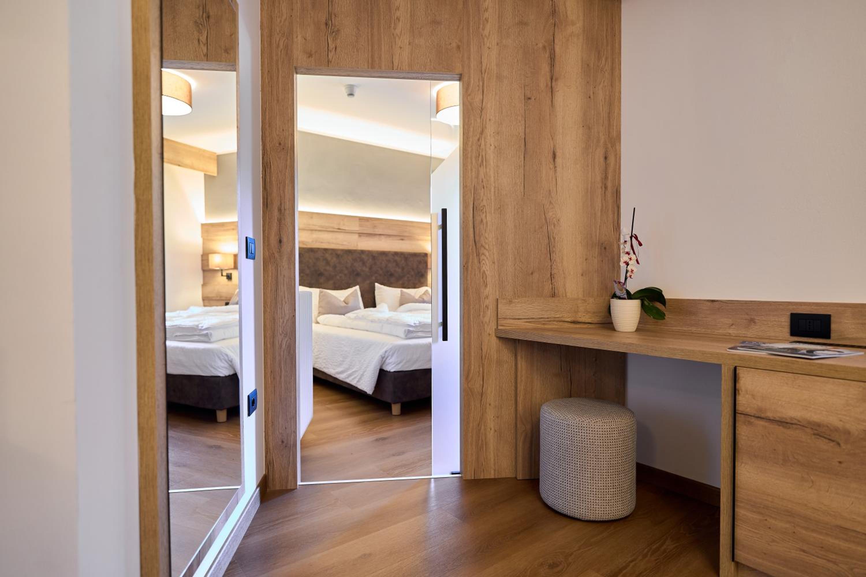 Deluxe Junior Suite photo 1
