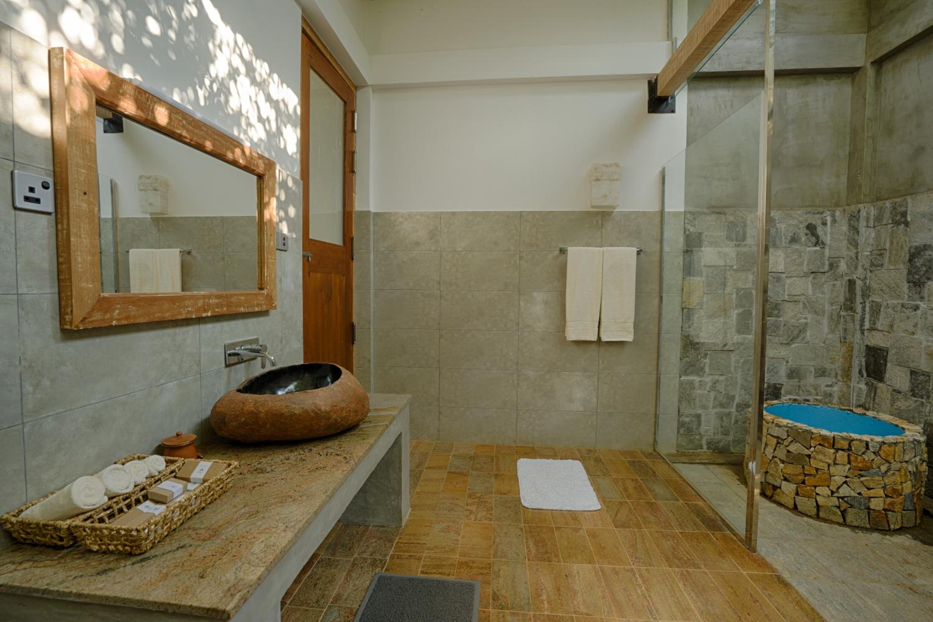 Executive Villa with Rooftop Jacuzzi and Pool - Photo 46