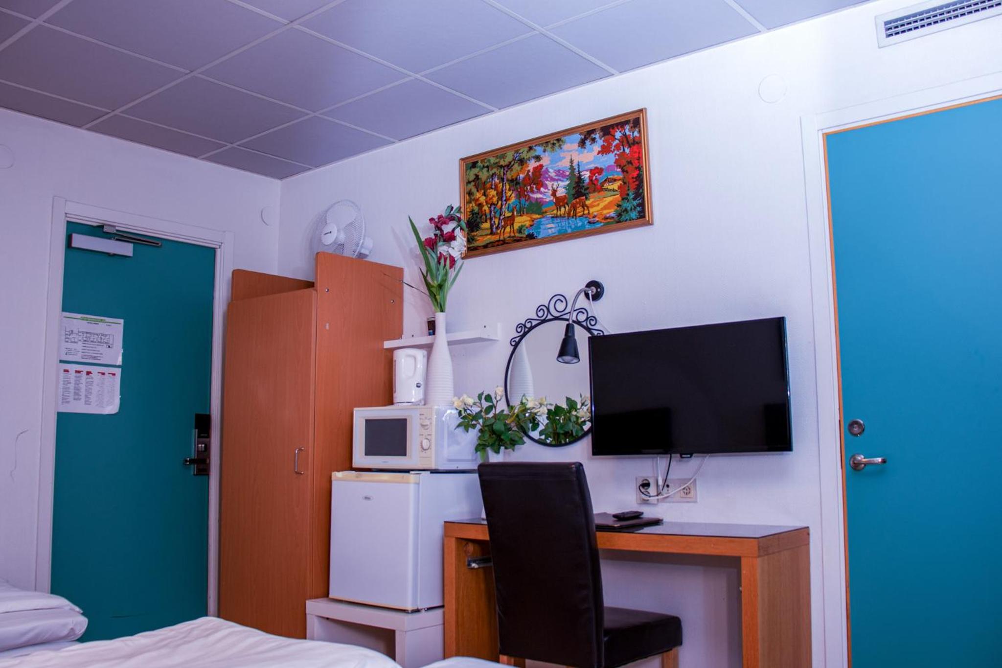 Standard Double Room - Photo 2