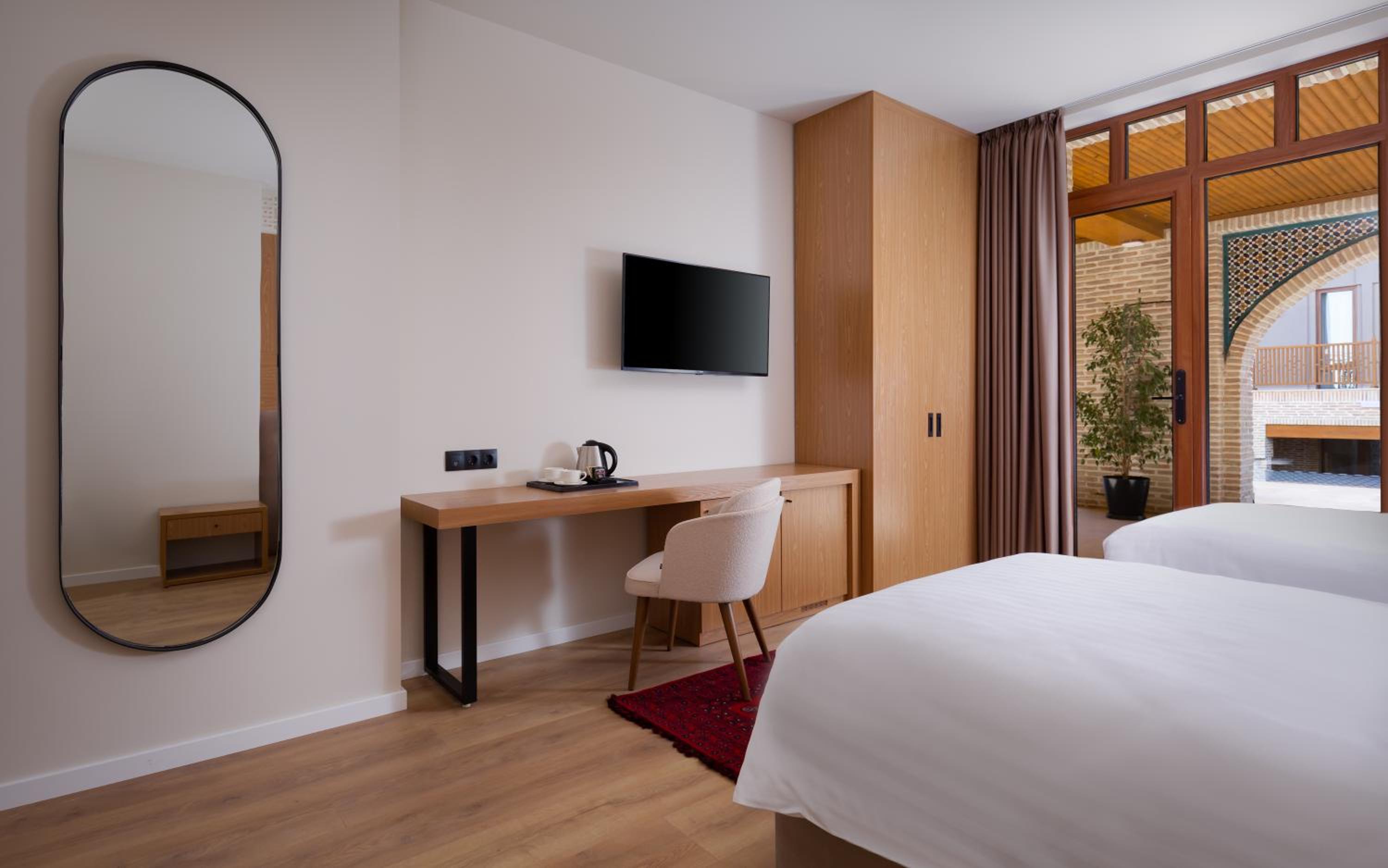 Classic Twin Room - Photo 8