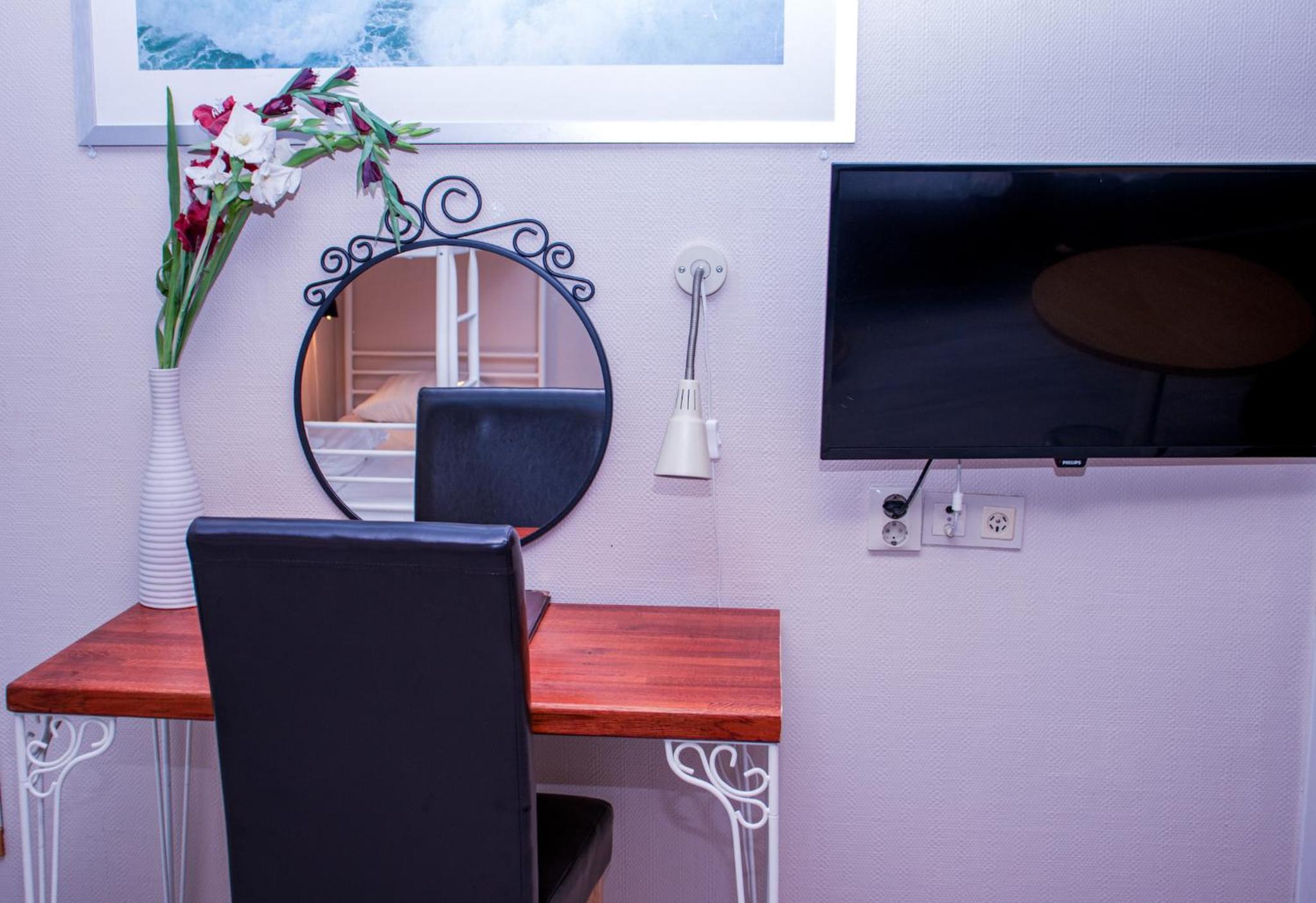 Standard Double Room - Photo 22