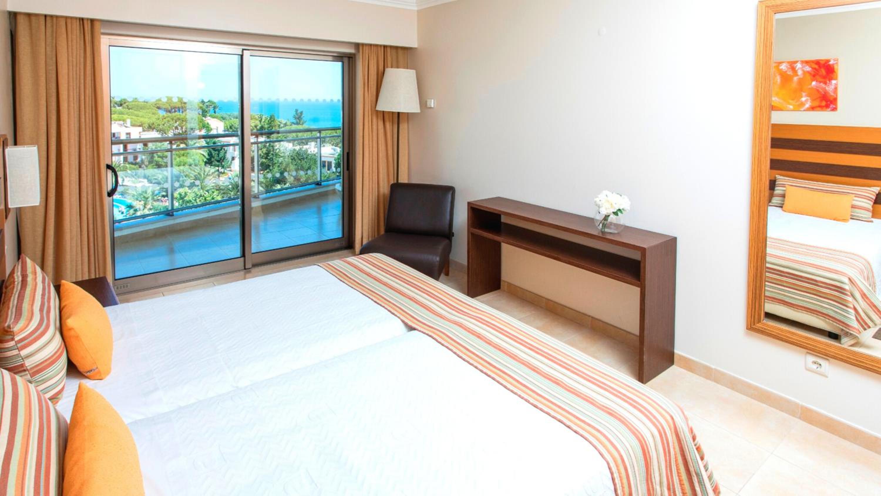 Superior One-Bedroom Apartment with Sea View - Photo 7