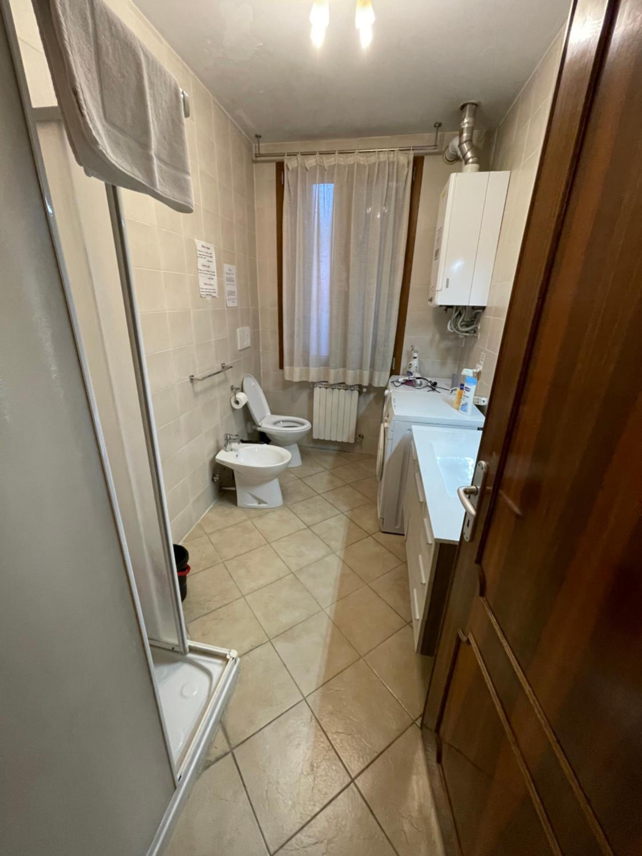 Triple Room with Shared Bathroom photo 2