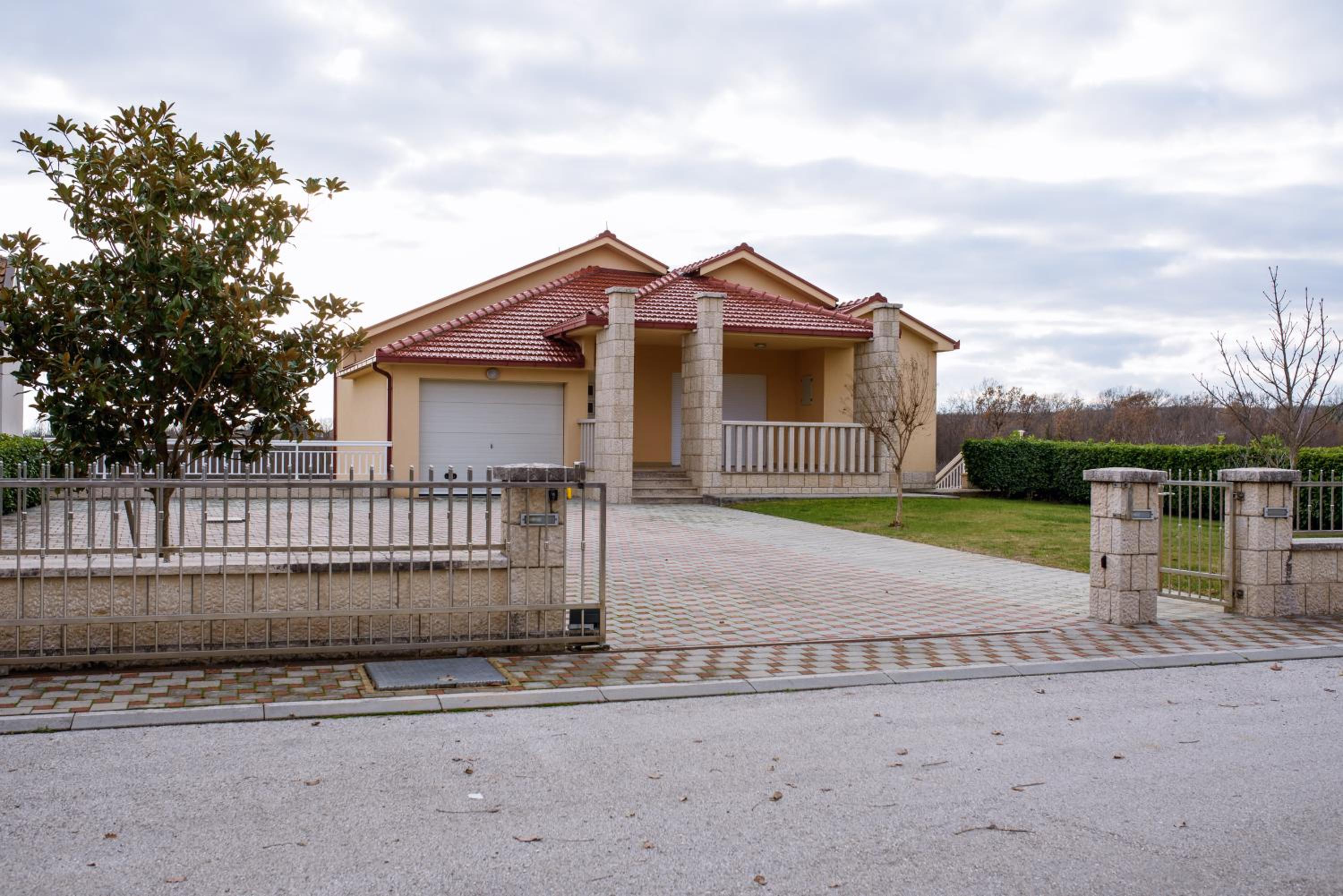 Two-Bedroom Villa photo 1
