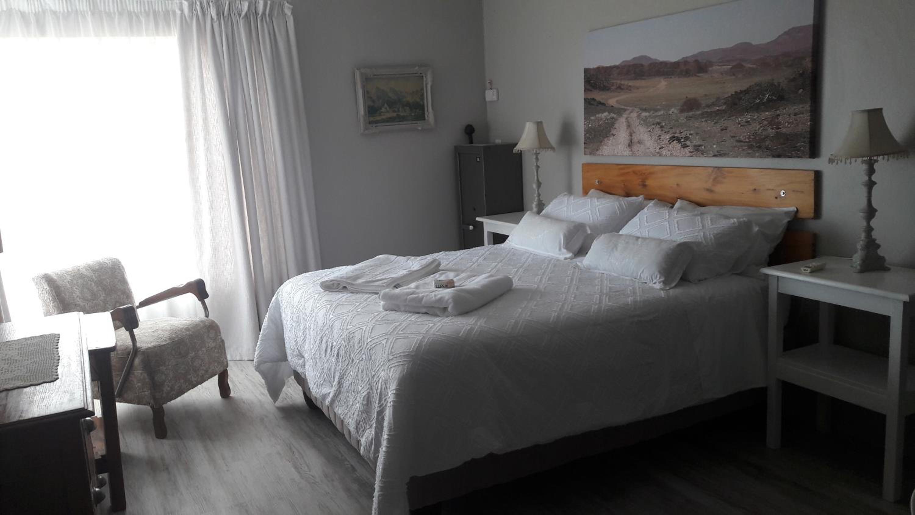 Three-Bedroom House photo 1