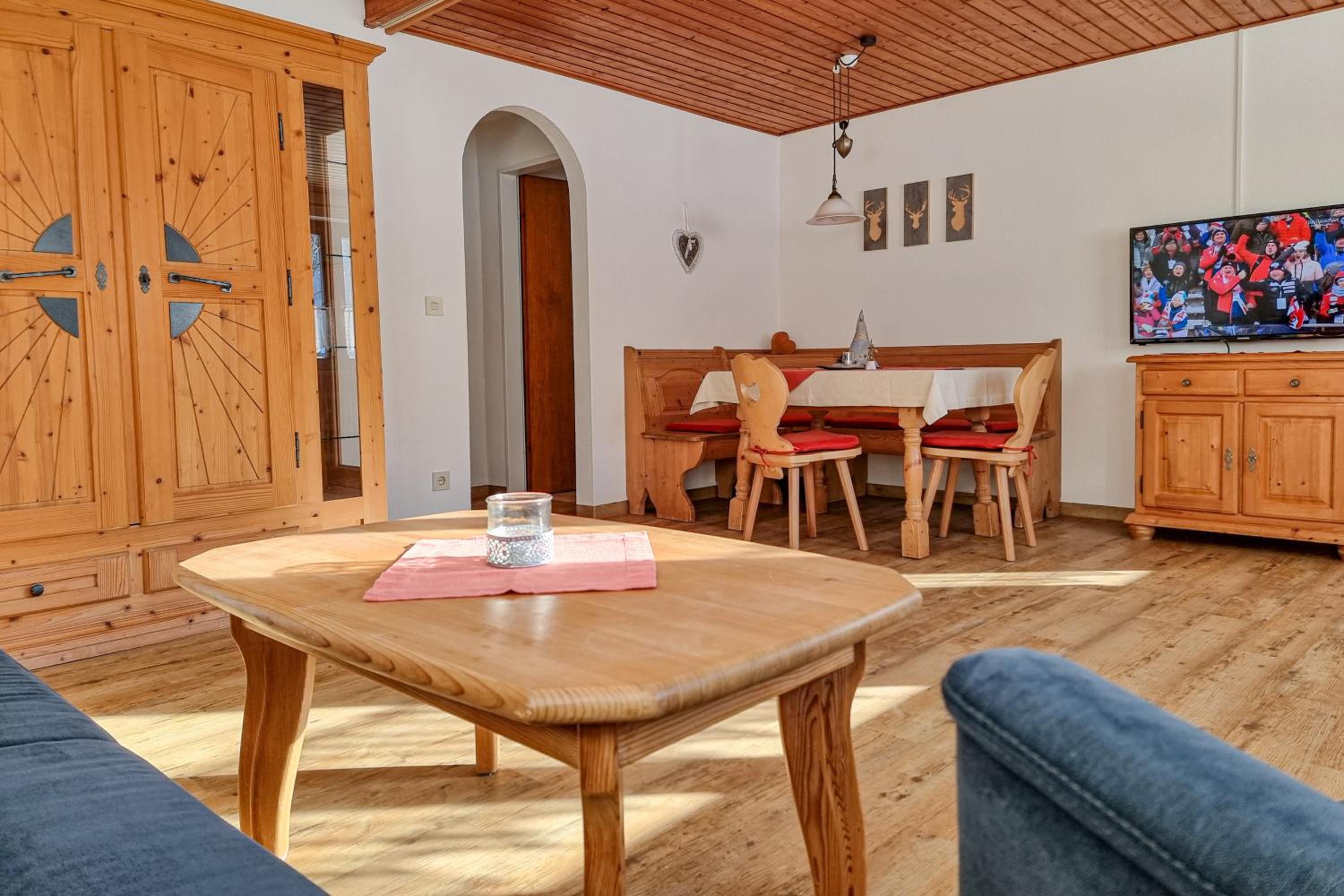 One-Bedroom Apartment with Terrace photo 1