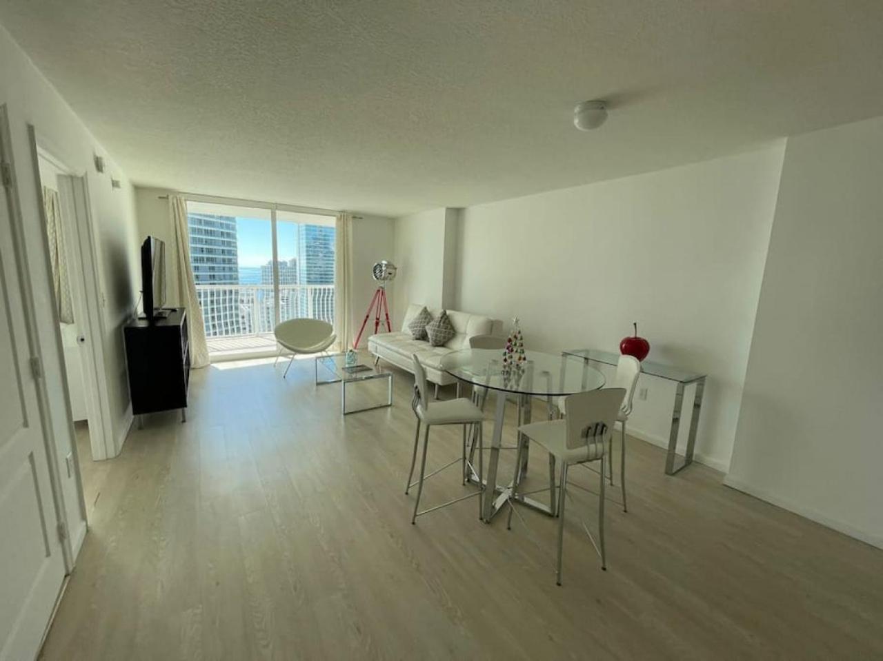 Apartment With Balcony photo 1