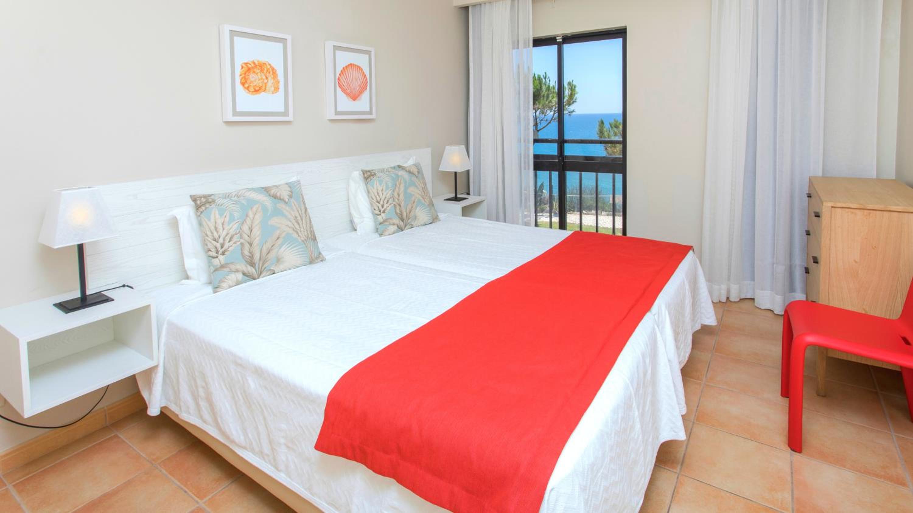 Two-Bedroom Apartment with Sea View - Photo 1