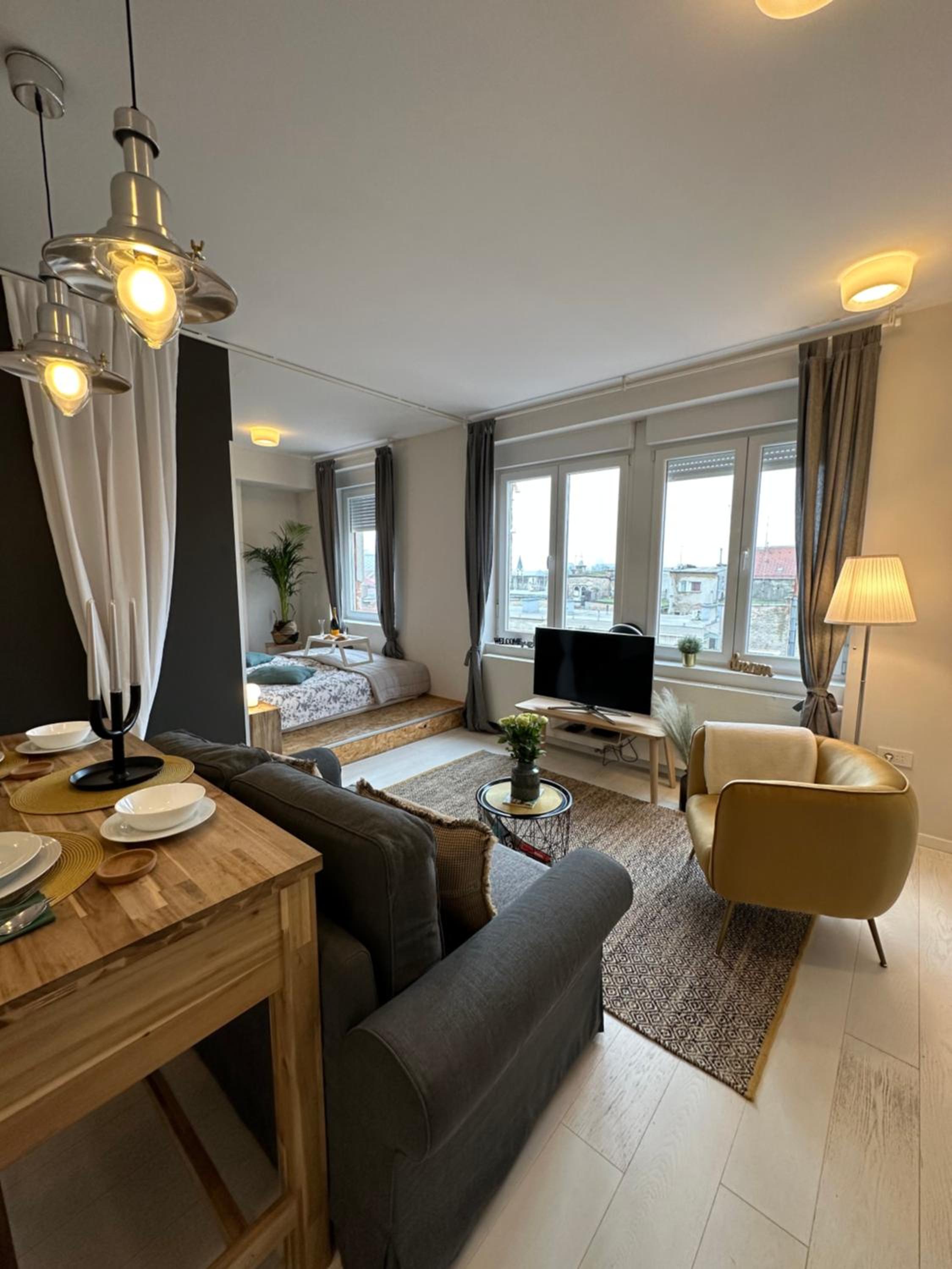Studio Apartment
