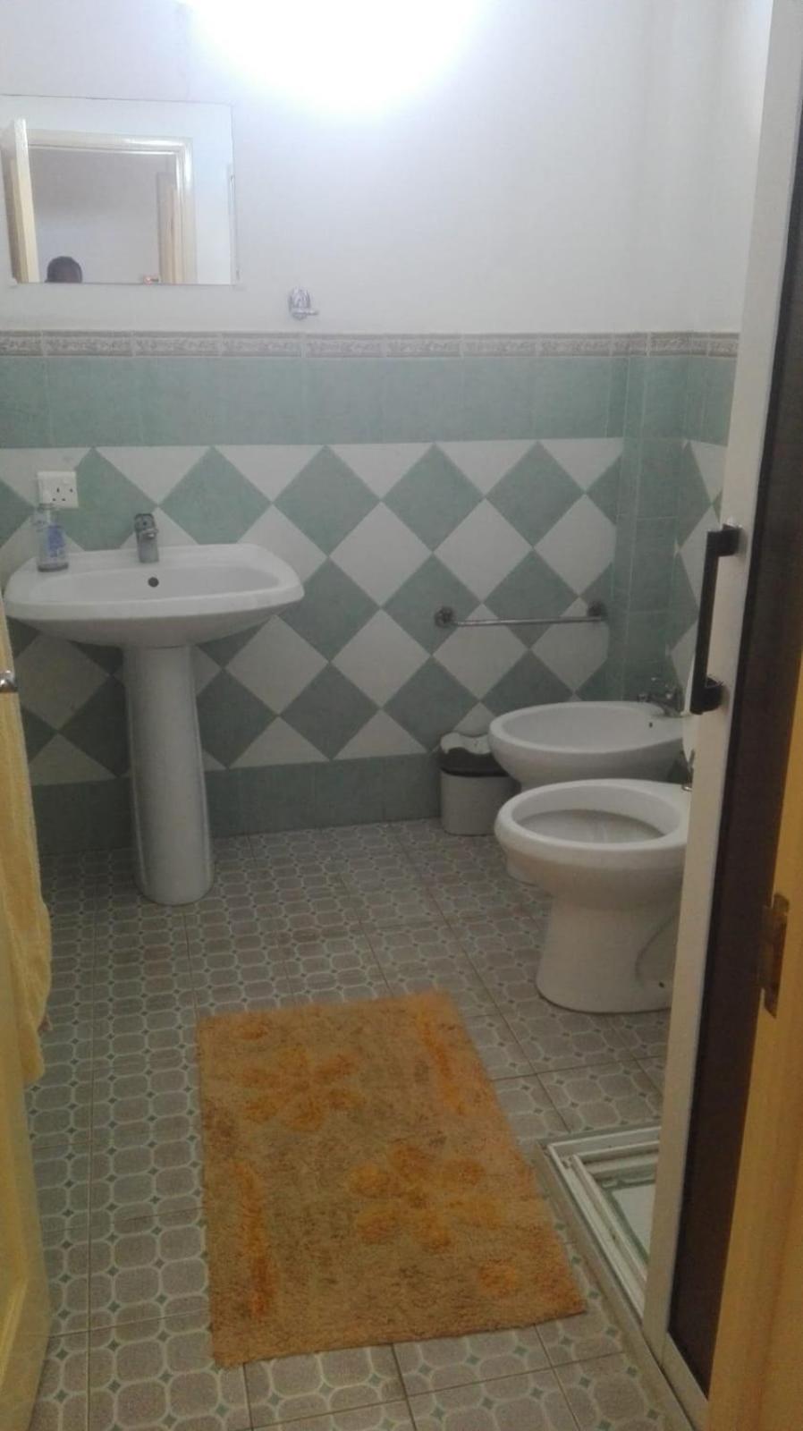 One-Bedroom Apartment - Photo 3