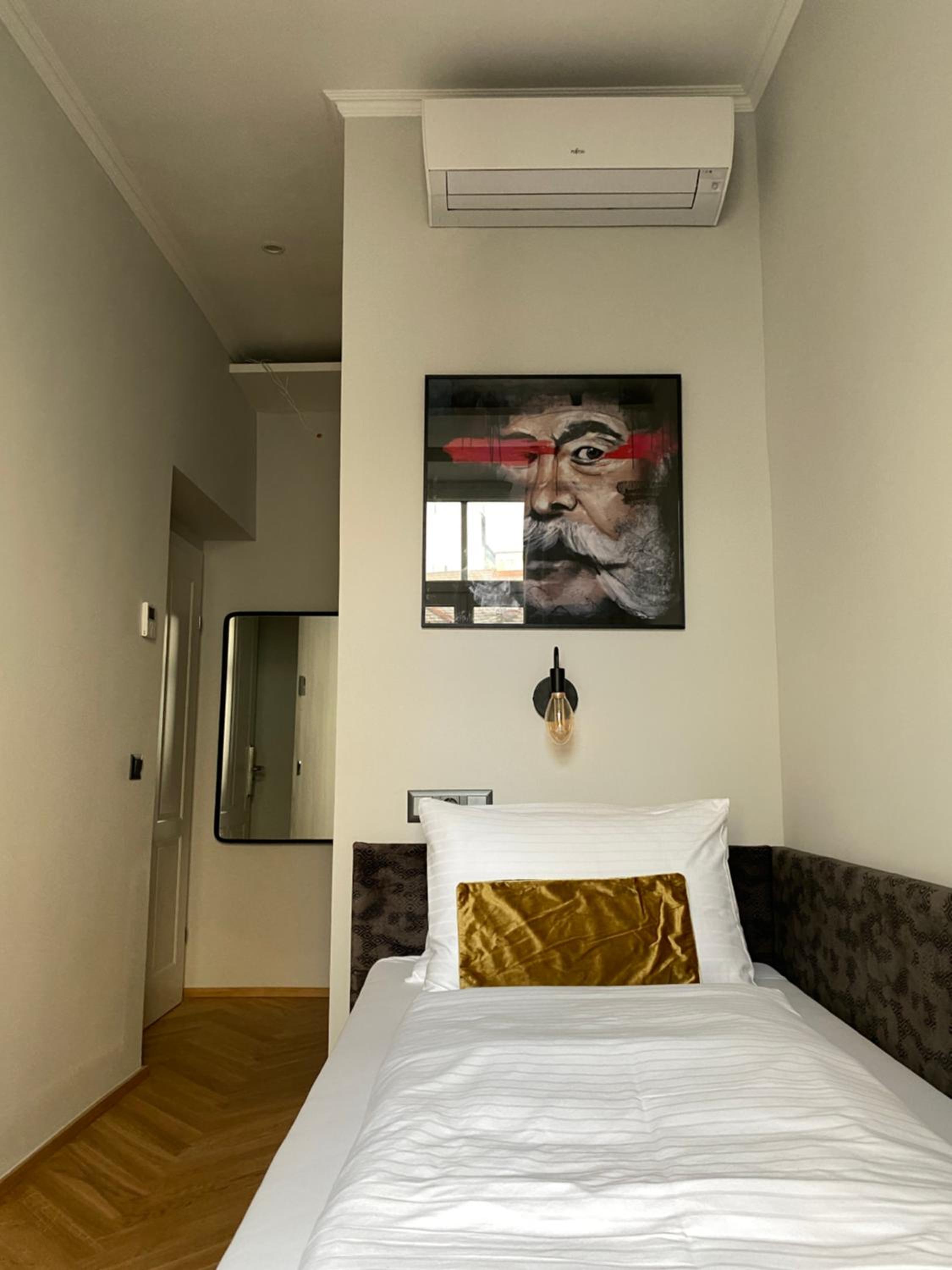 Single Room