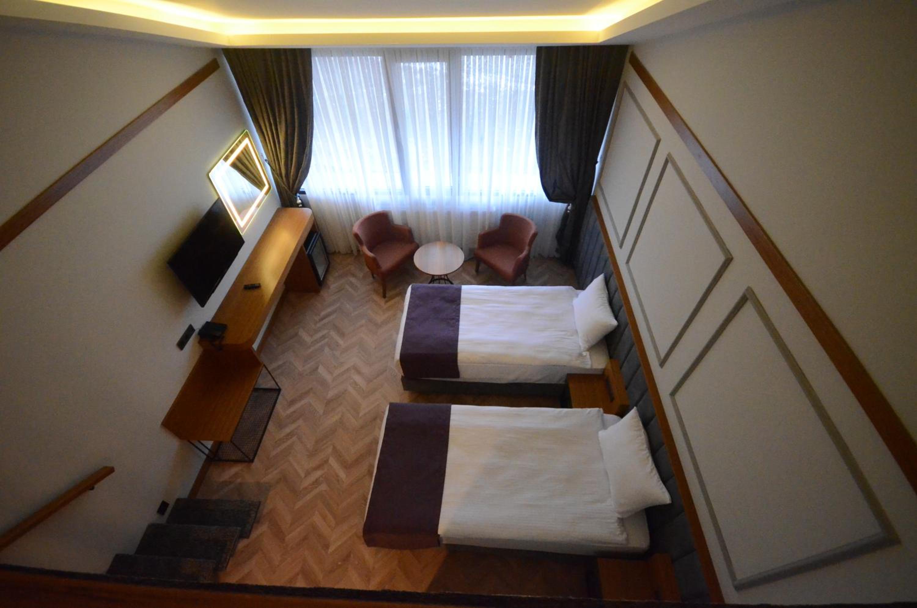 Duplex Quadruple Room photo 3