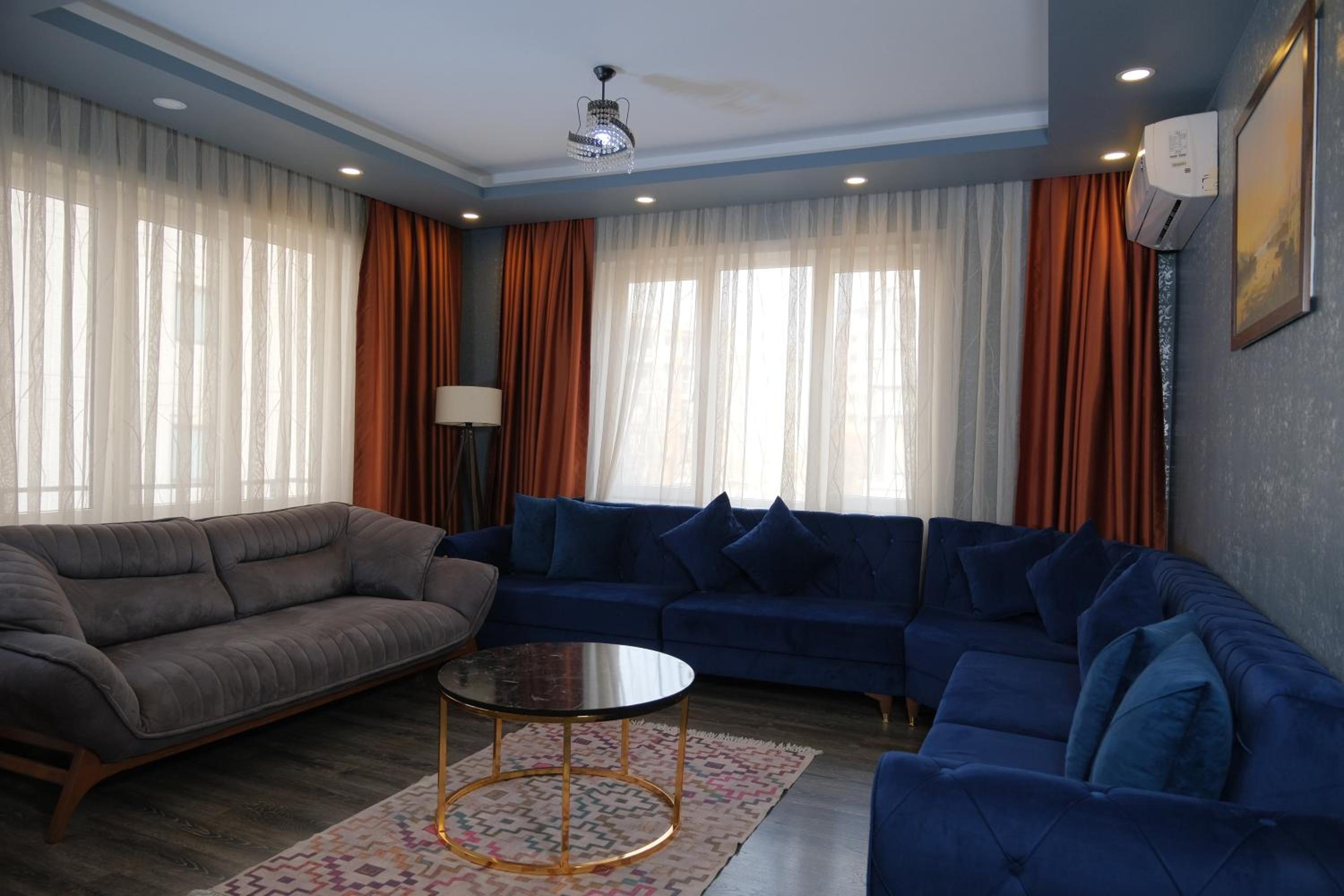 Penthouse Apartment photo 2
