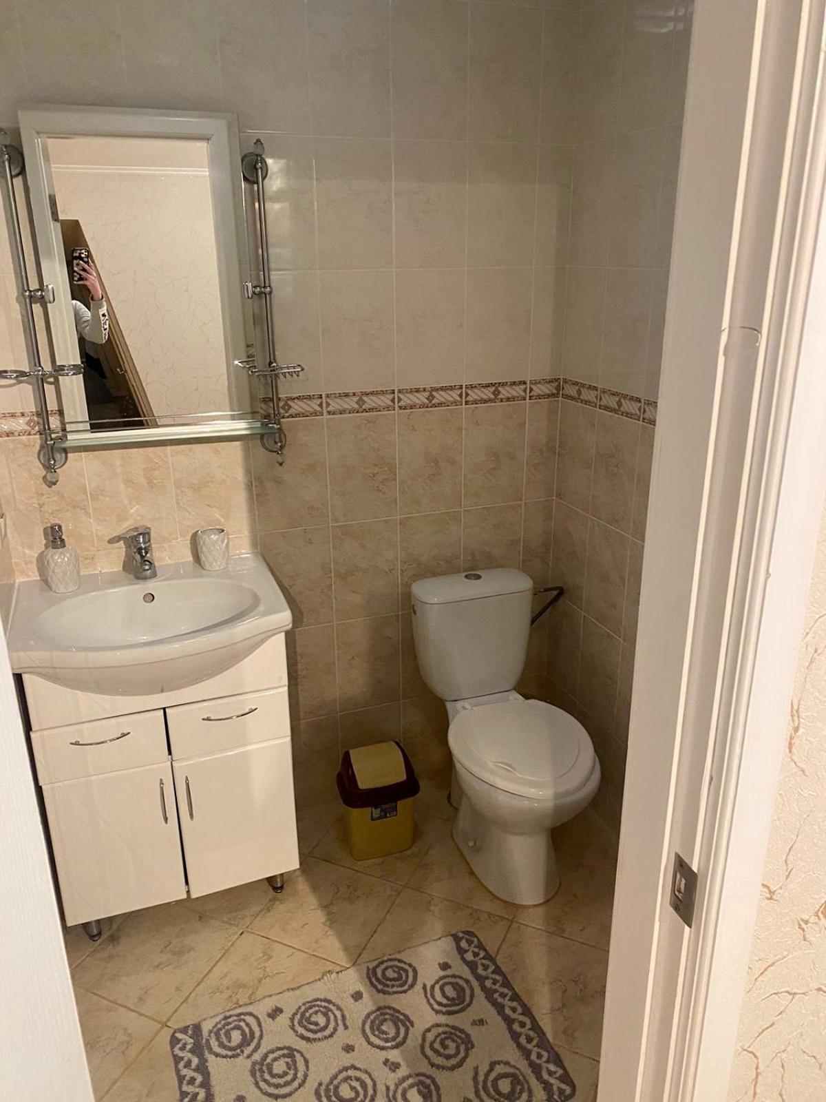 Standard Double Room with Shared Bathroom photo 3