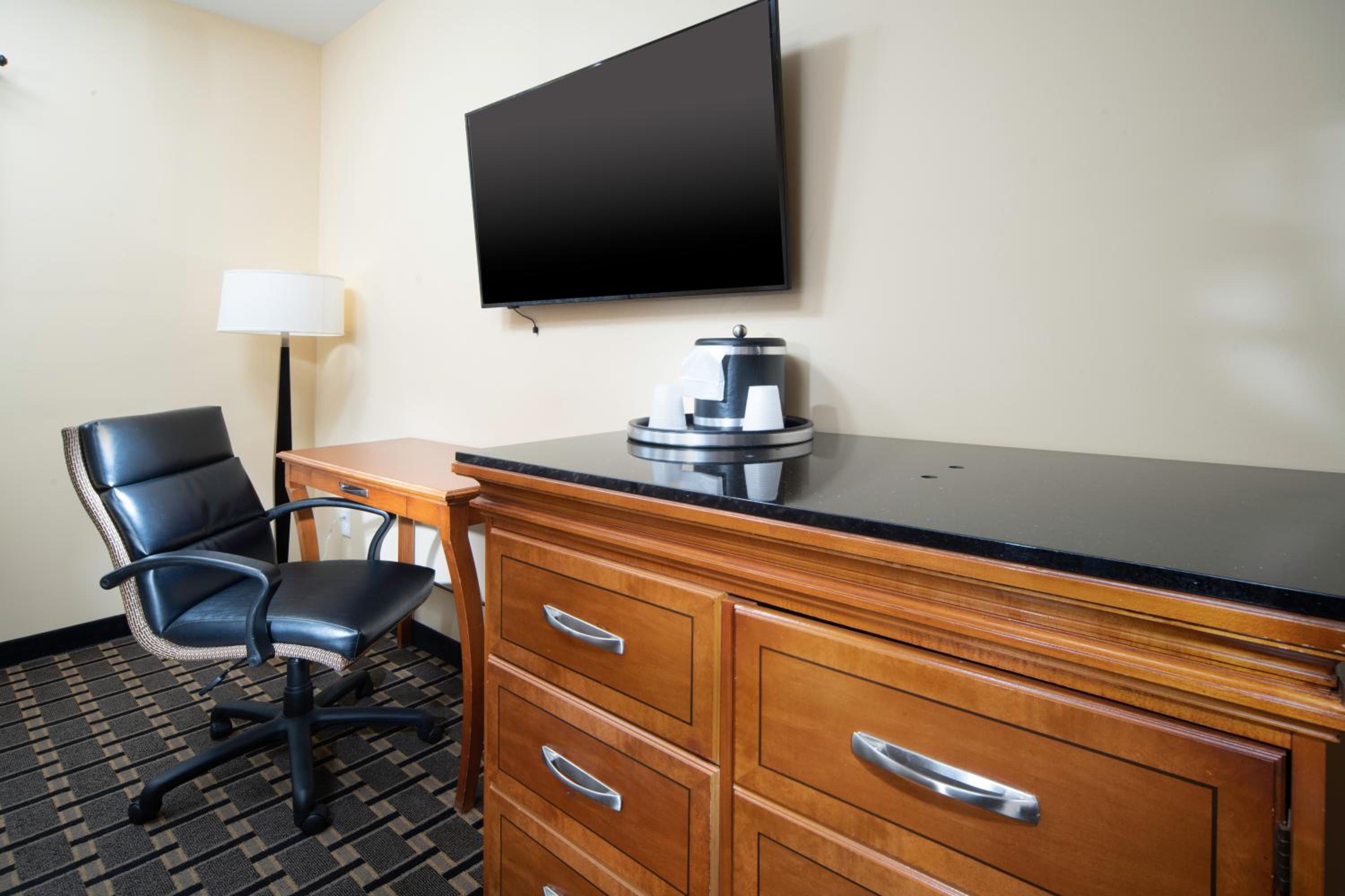 Double Room - Disability Access photo 1