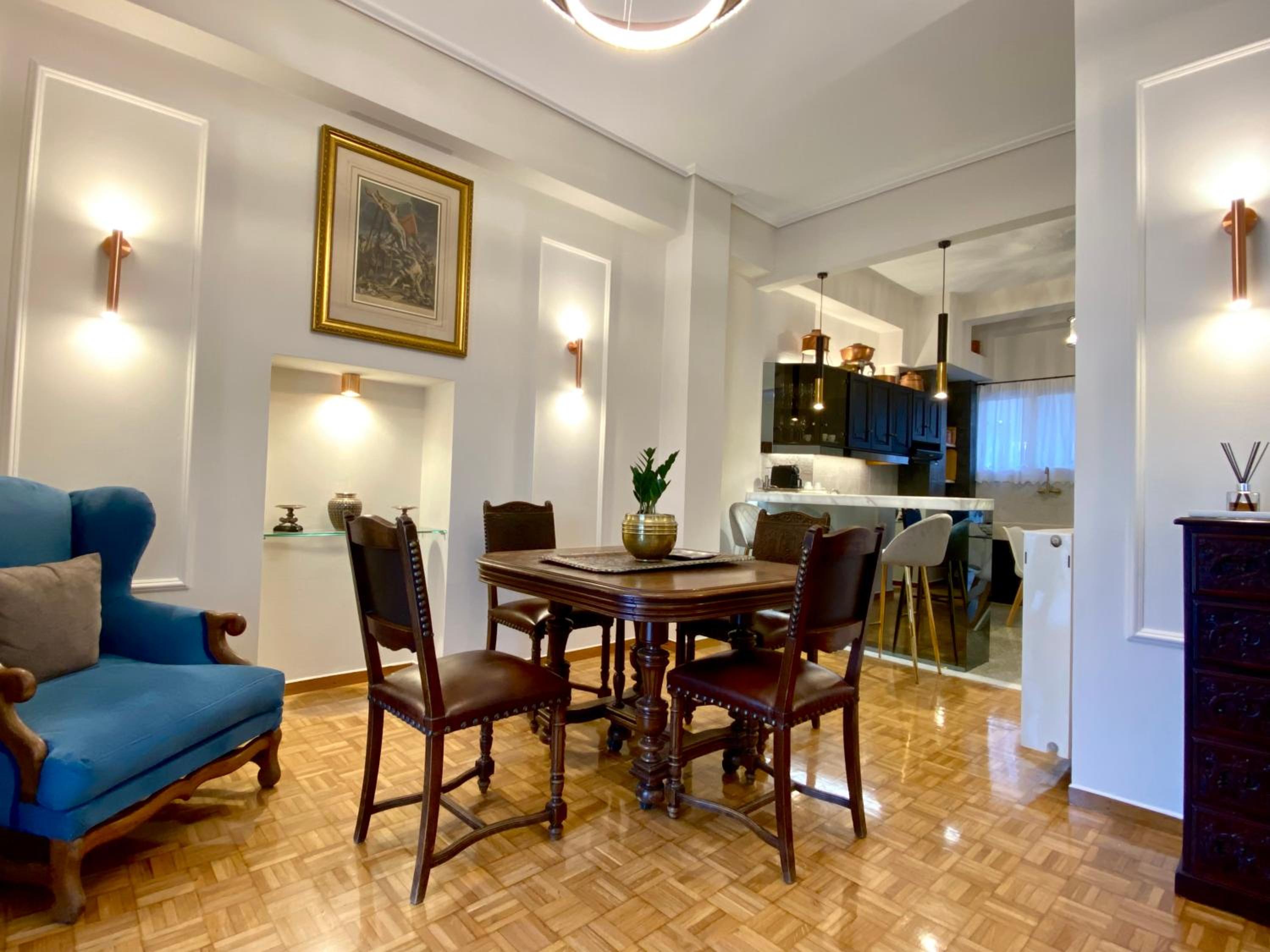 Deluxe Apartment photo 3