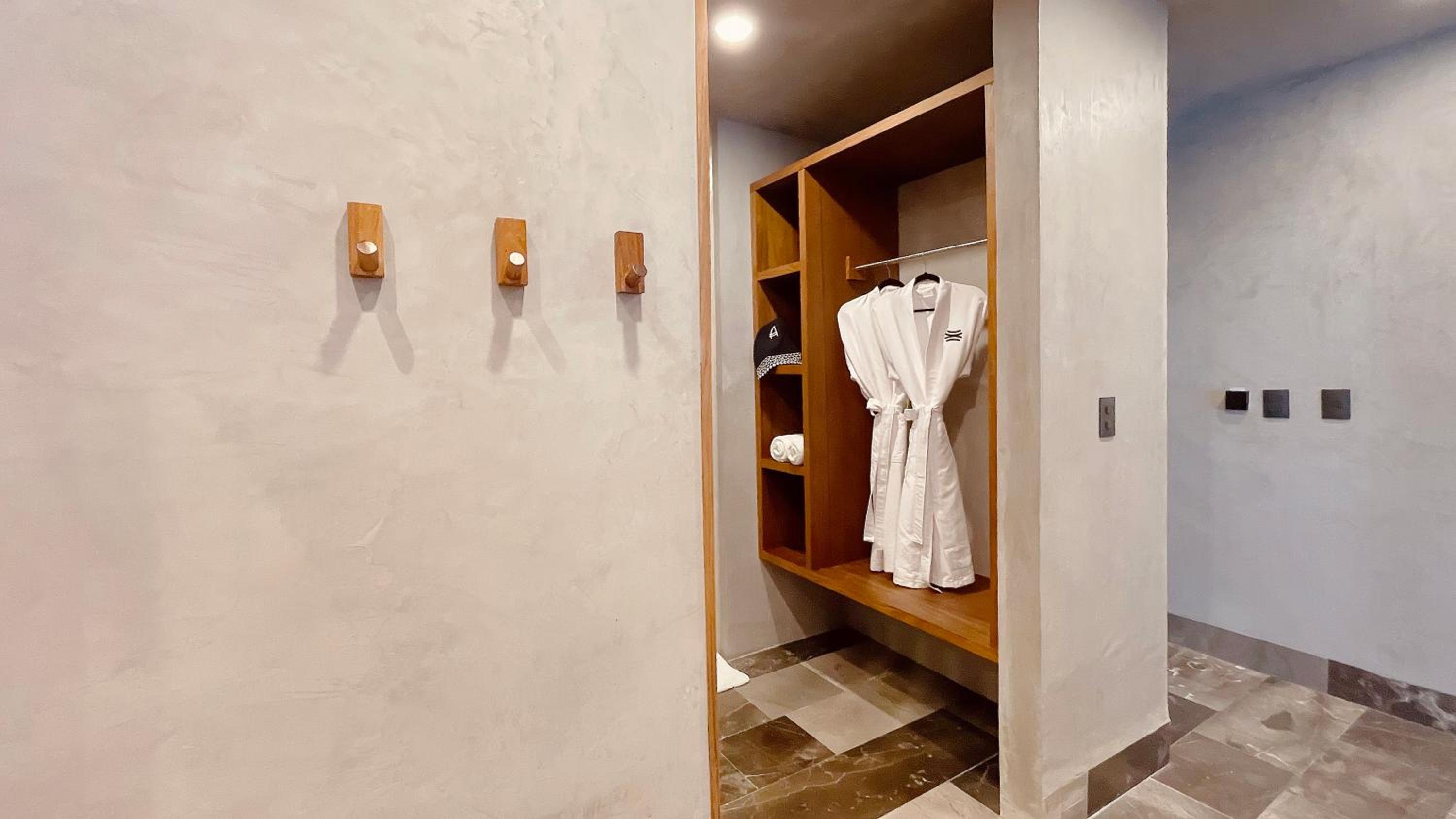 Deluxe Double Room - Photo 6