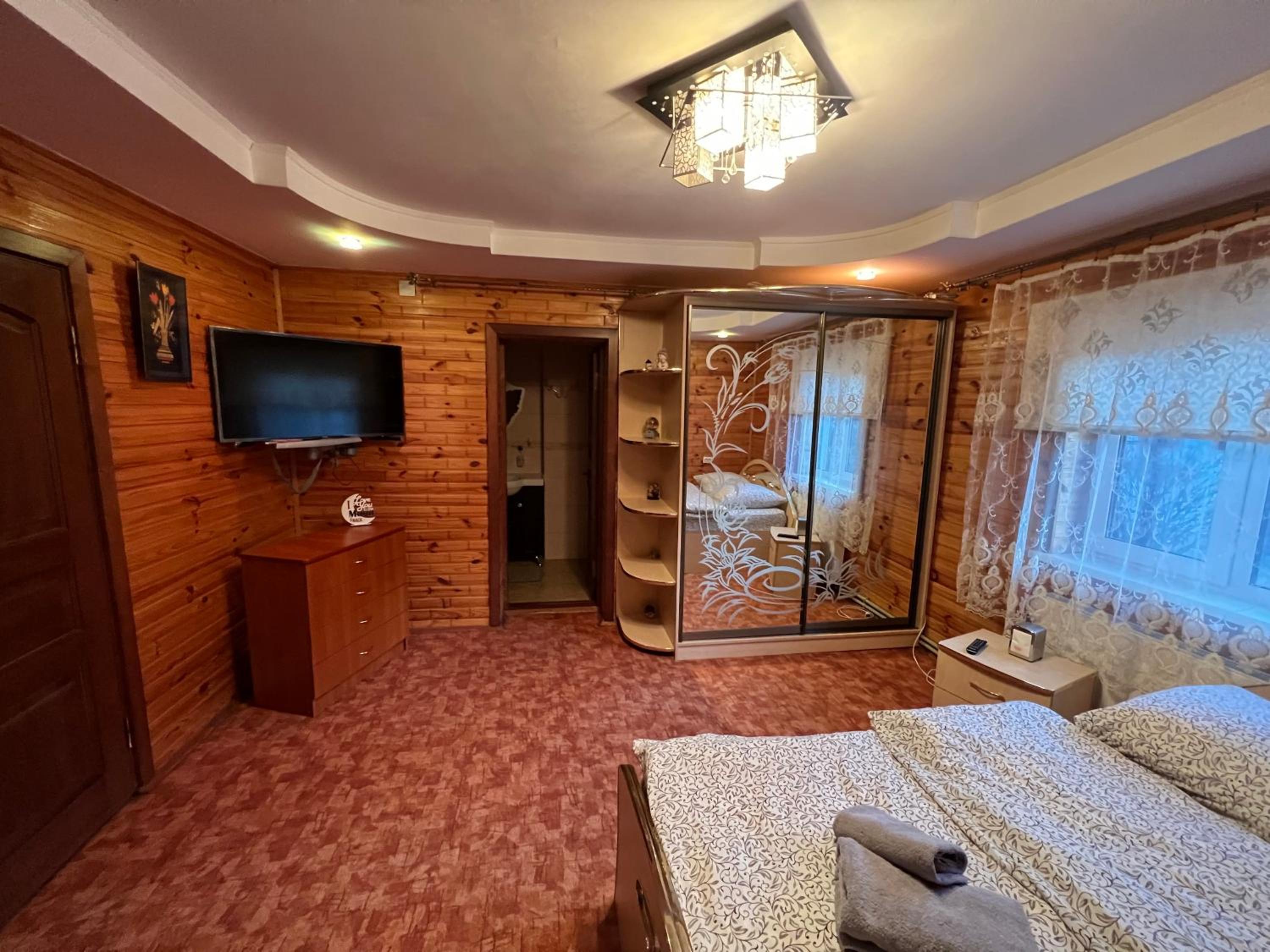 Deluxe Double Room with Bath photo 3