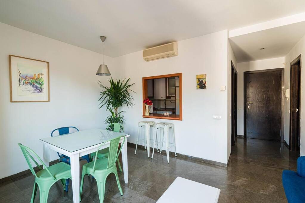 One-Bedroom Apartment - Photo 7