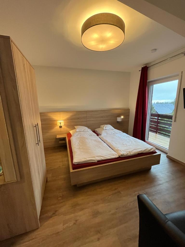 Double Room with Balcony photo 2