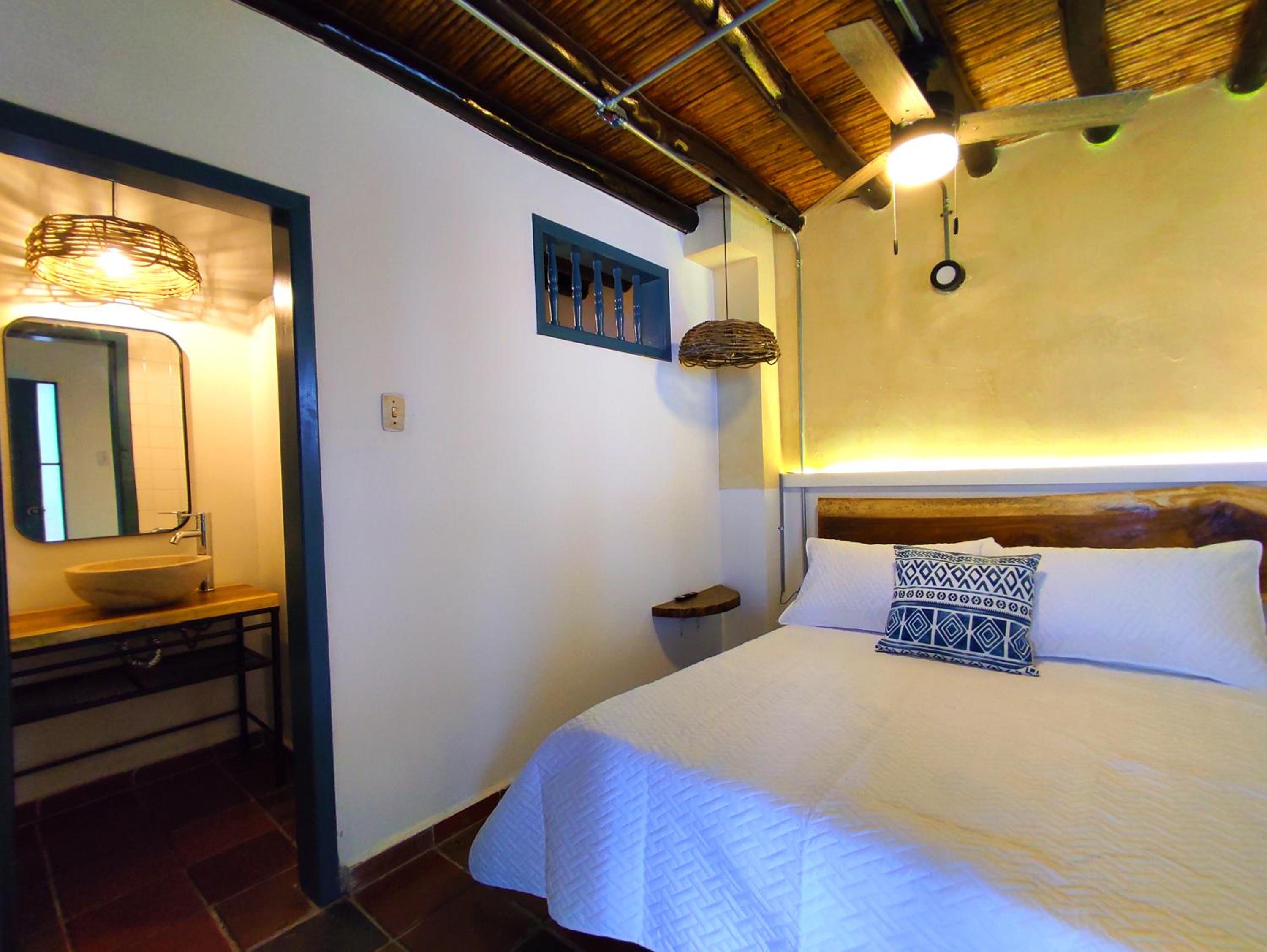 Small Double Room photo 1