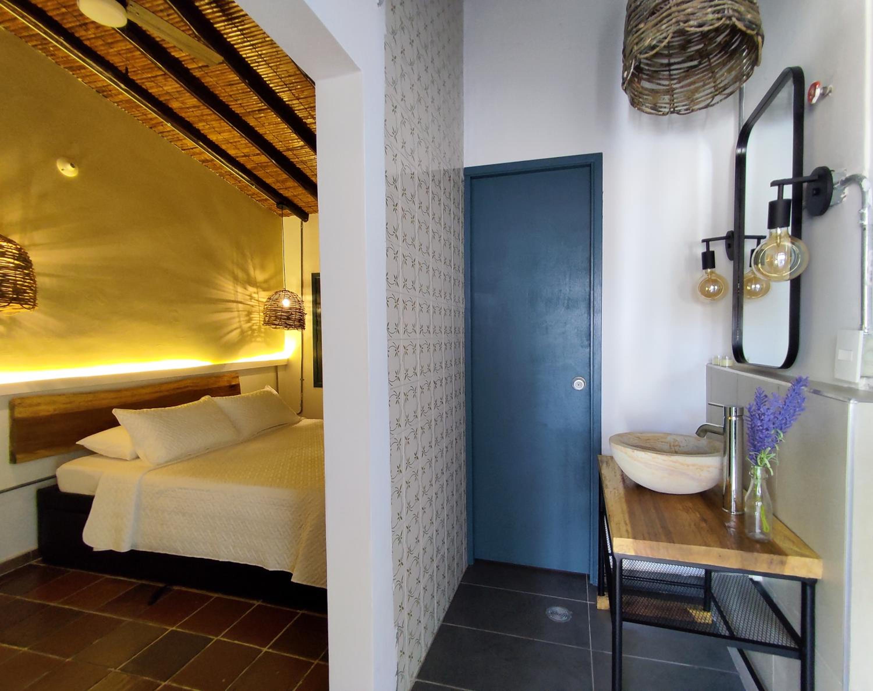 Double Room with Balcony photo 2
