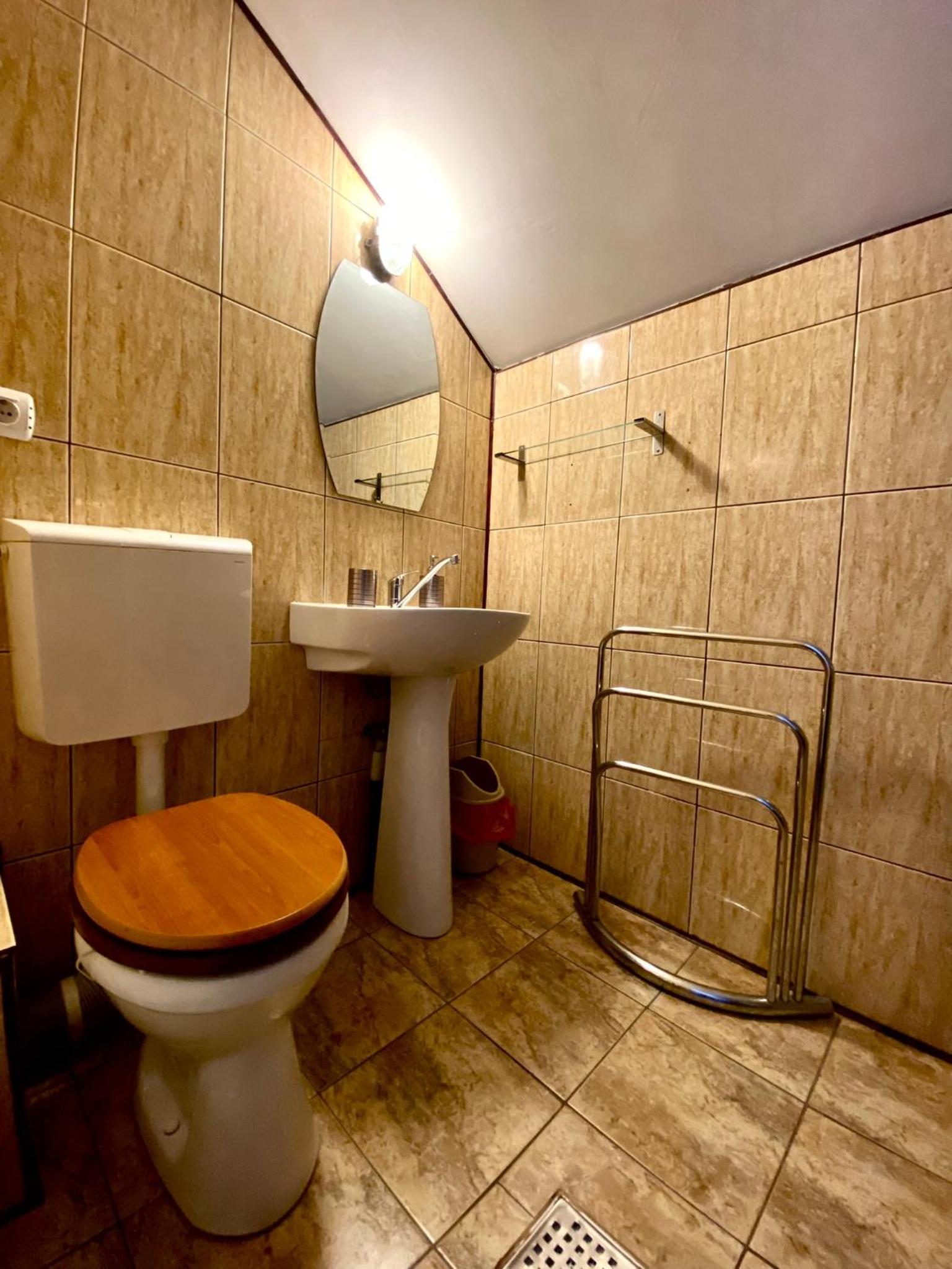 Triple Room - Photo 5