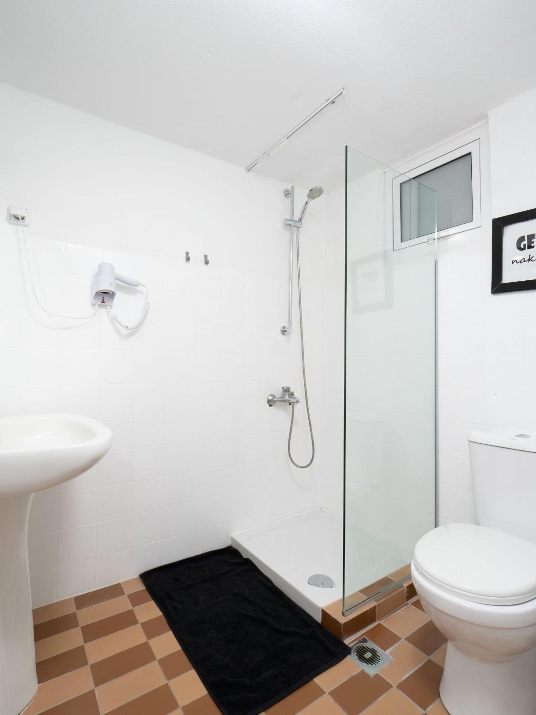 Apartment with Terrace photo 3