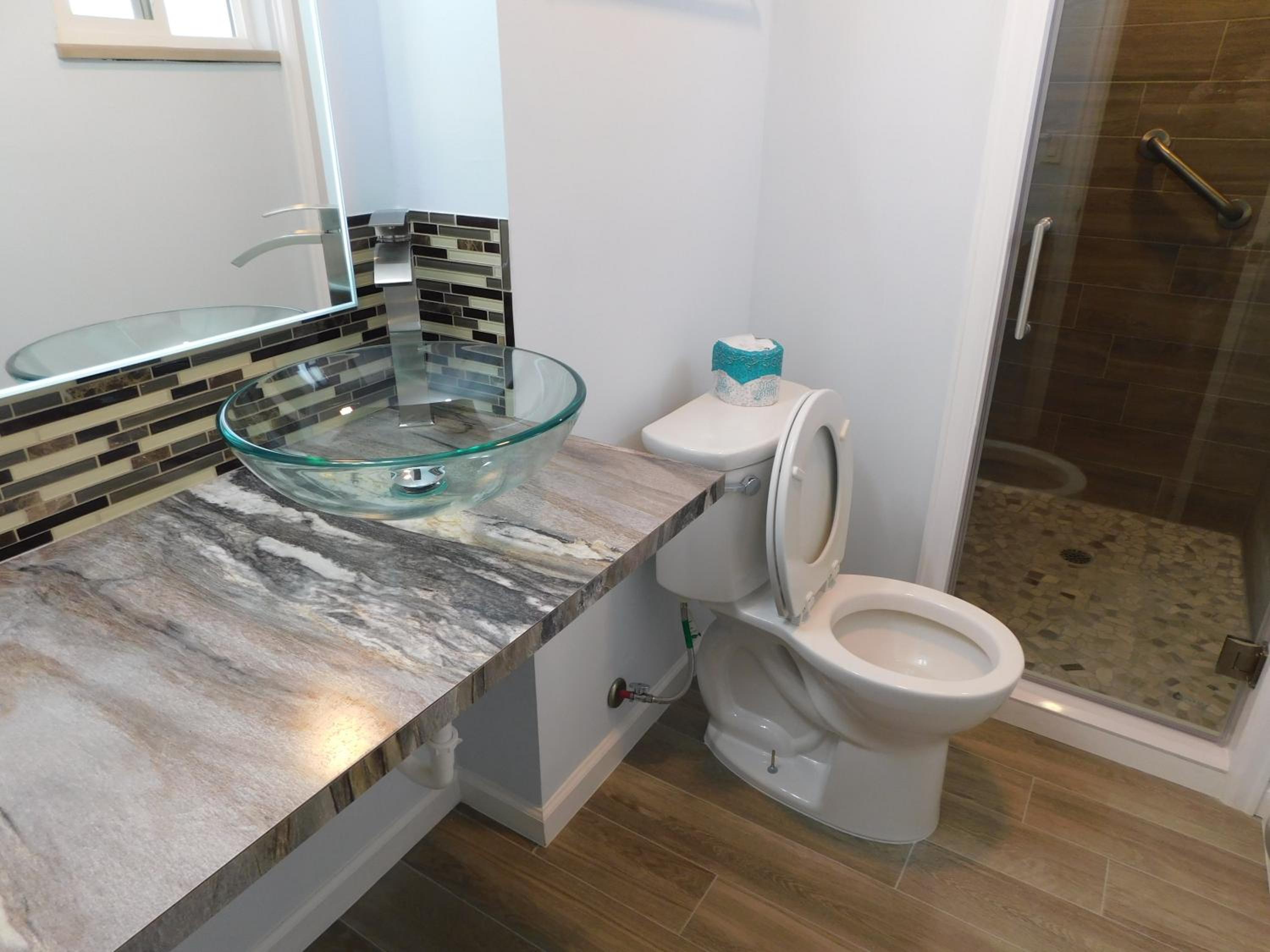 Aspen King Suite photo 2