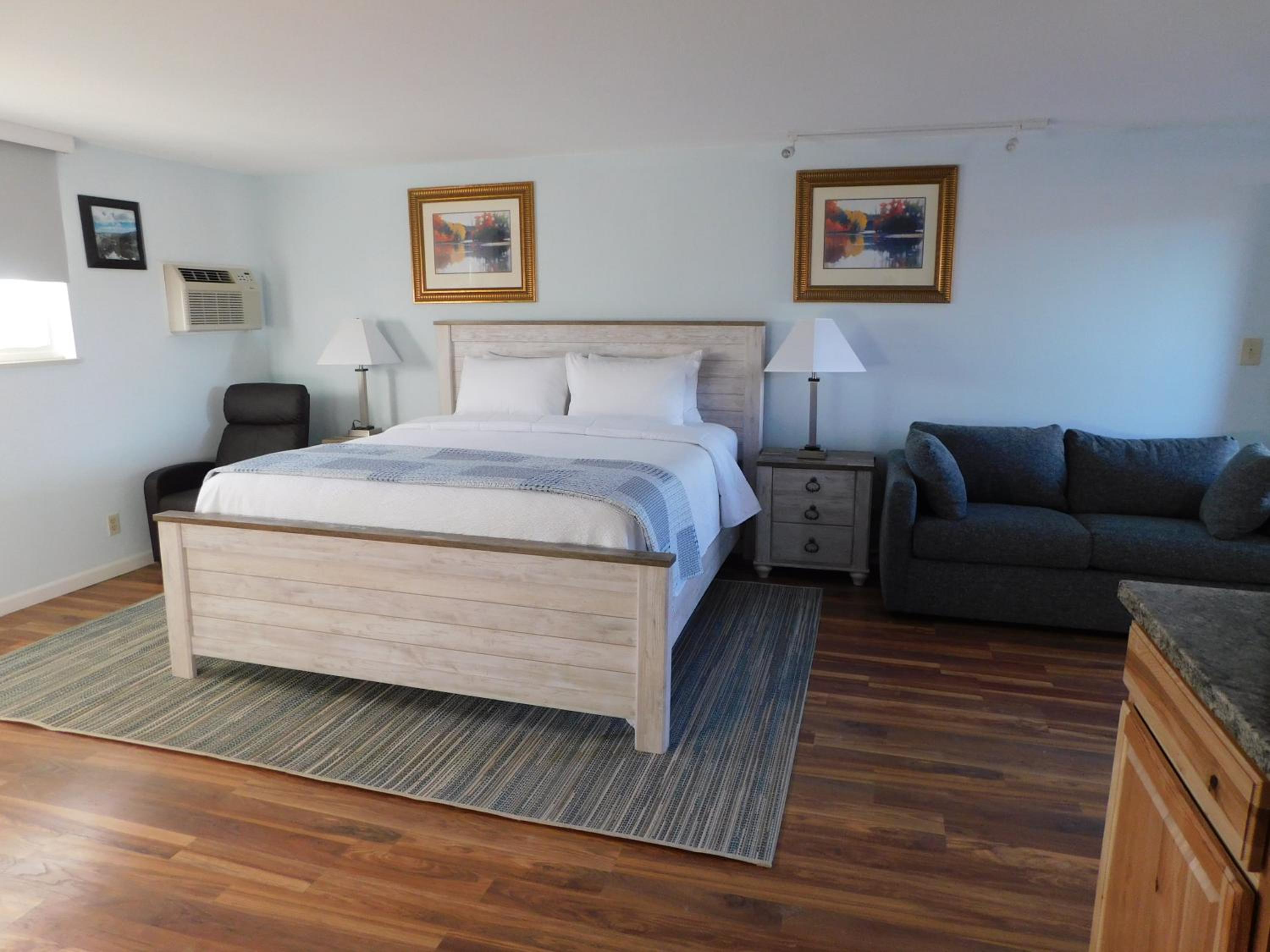 Steamboat King Suite photo 1