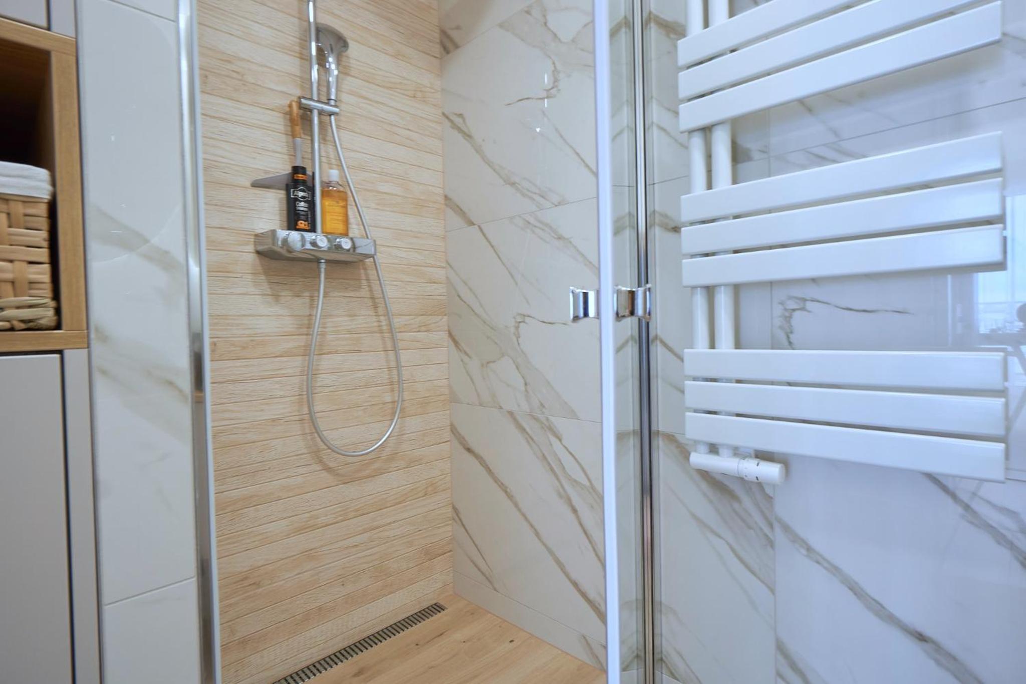 One-Bedroom Apartment - Photo 10