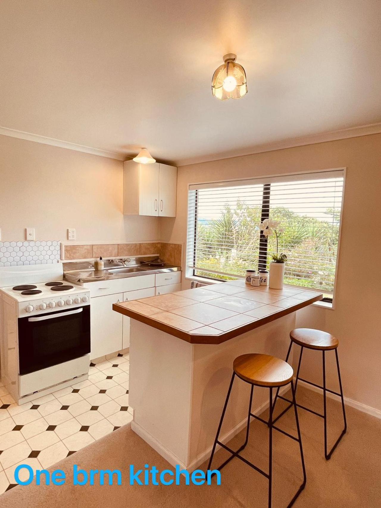 One-Bedroom House photo 1