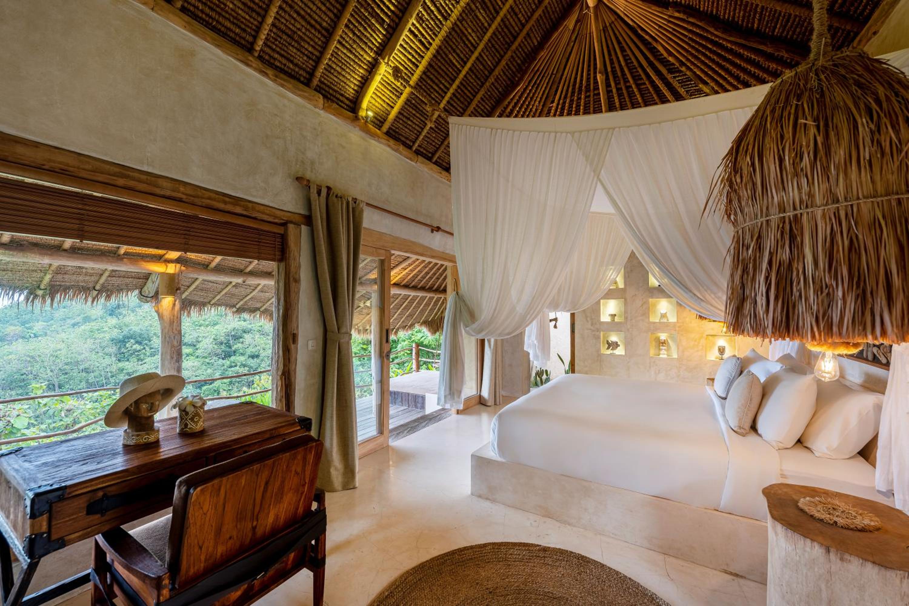 Deluxe Lodge - Photo 1