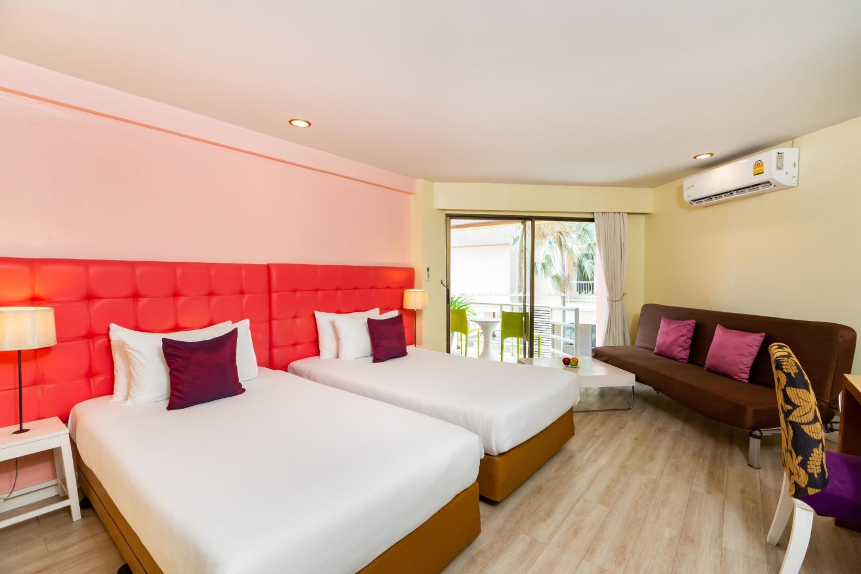Superior Twin Room with Garden View