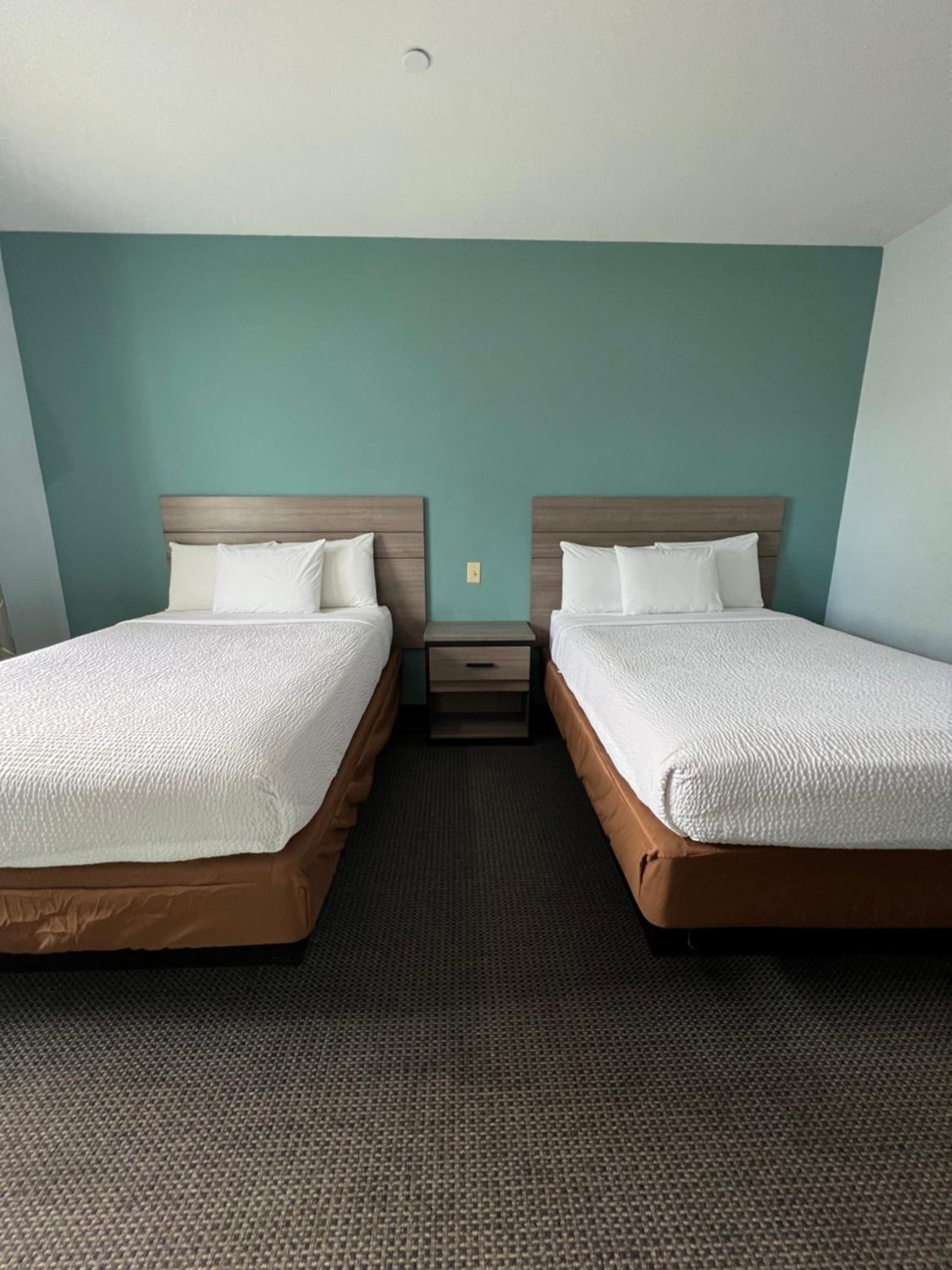 Double Room with Two Double Beds - Non-Smoking - Photo 5
