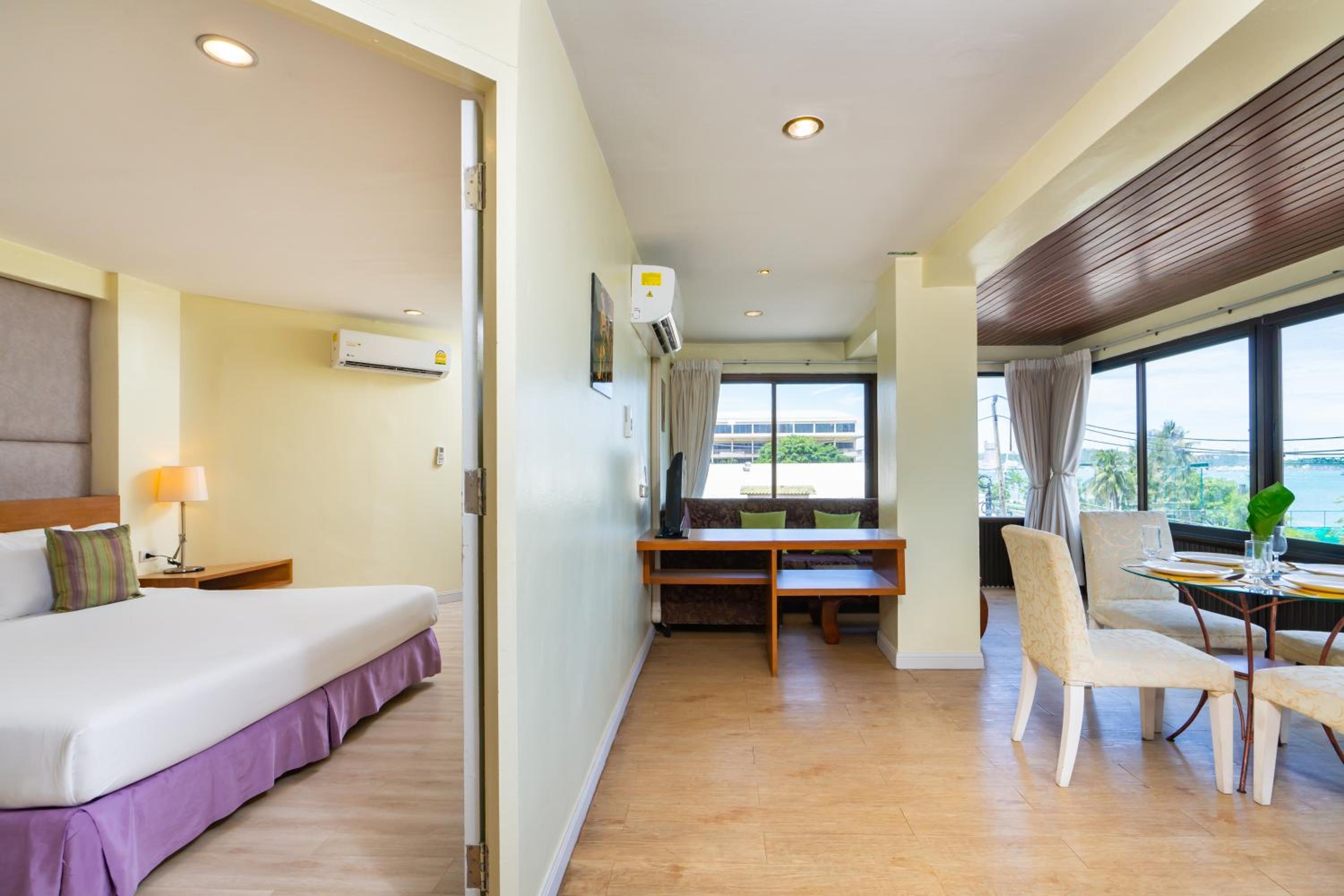 Junior Suite - Photo 8