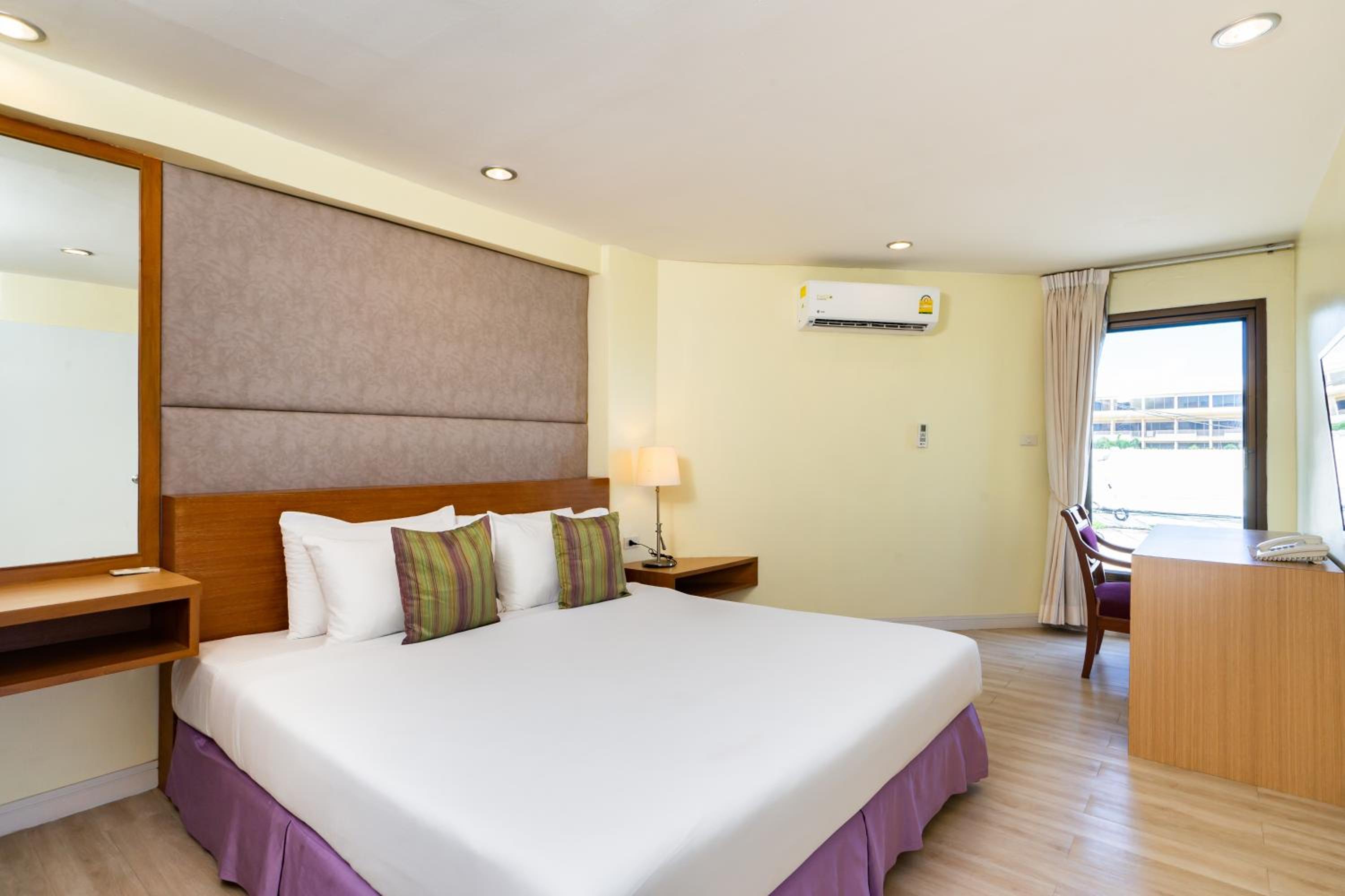 Junior Suite - Photo 11