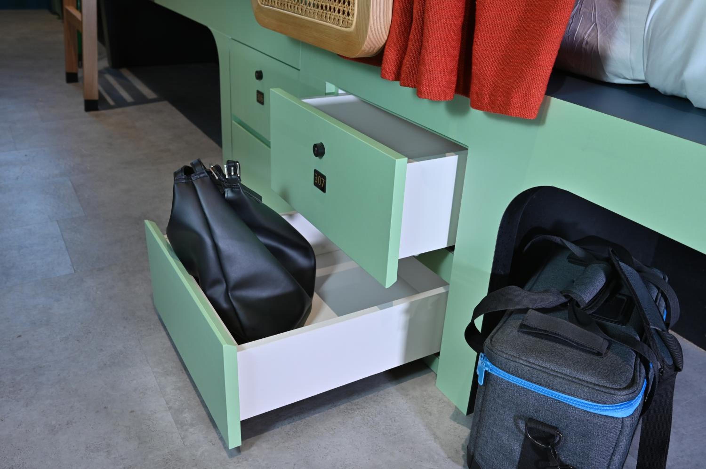 Bunk Bed in Male Dormitory Room  photo 3