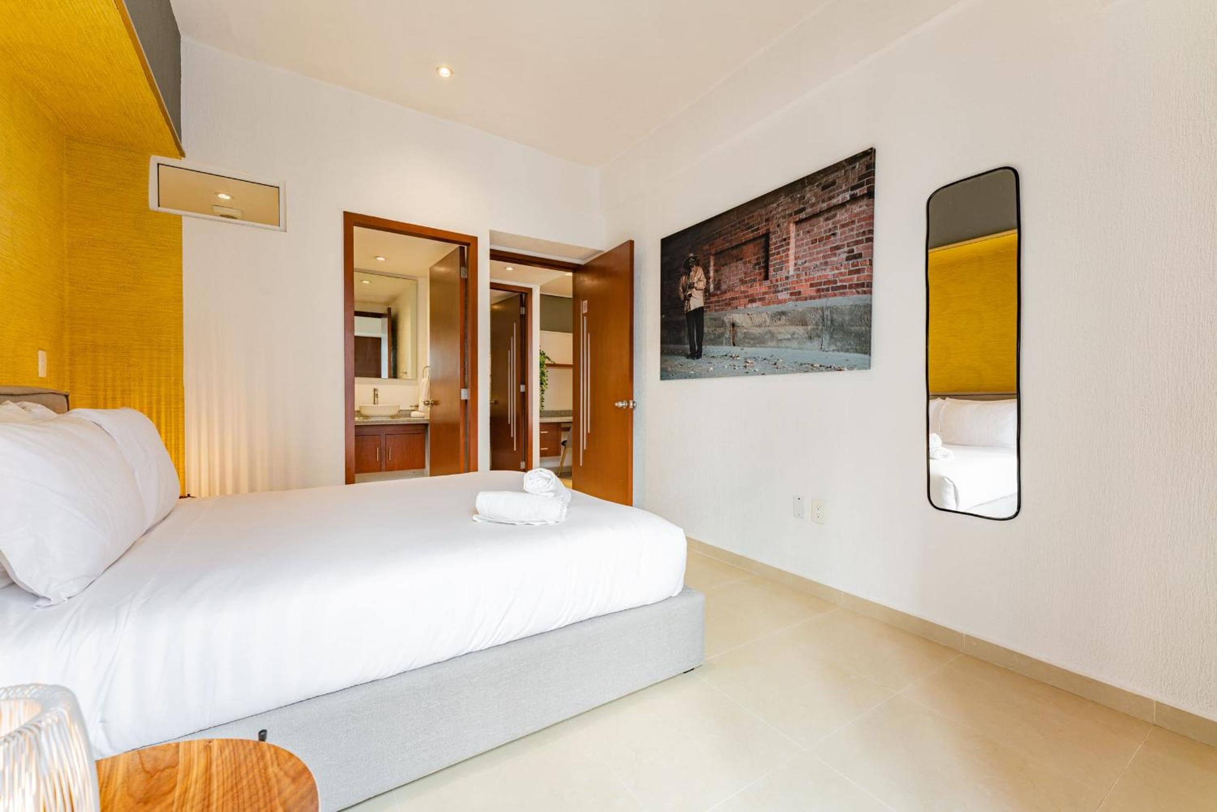 Two-Bedroom Apartment - Photo 9
